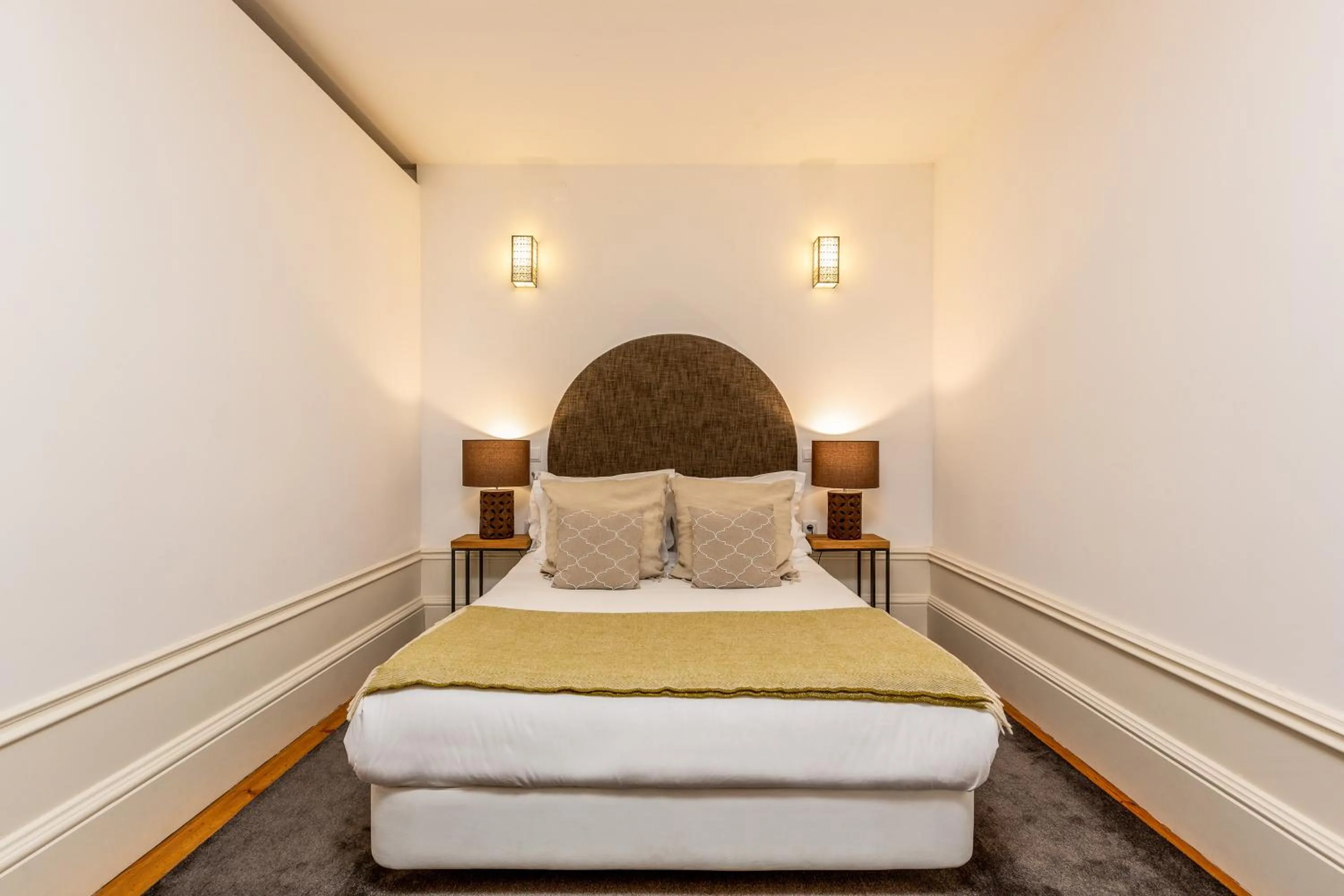 Bedroom, Bed in YOUROPO - Capela