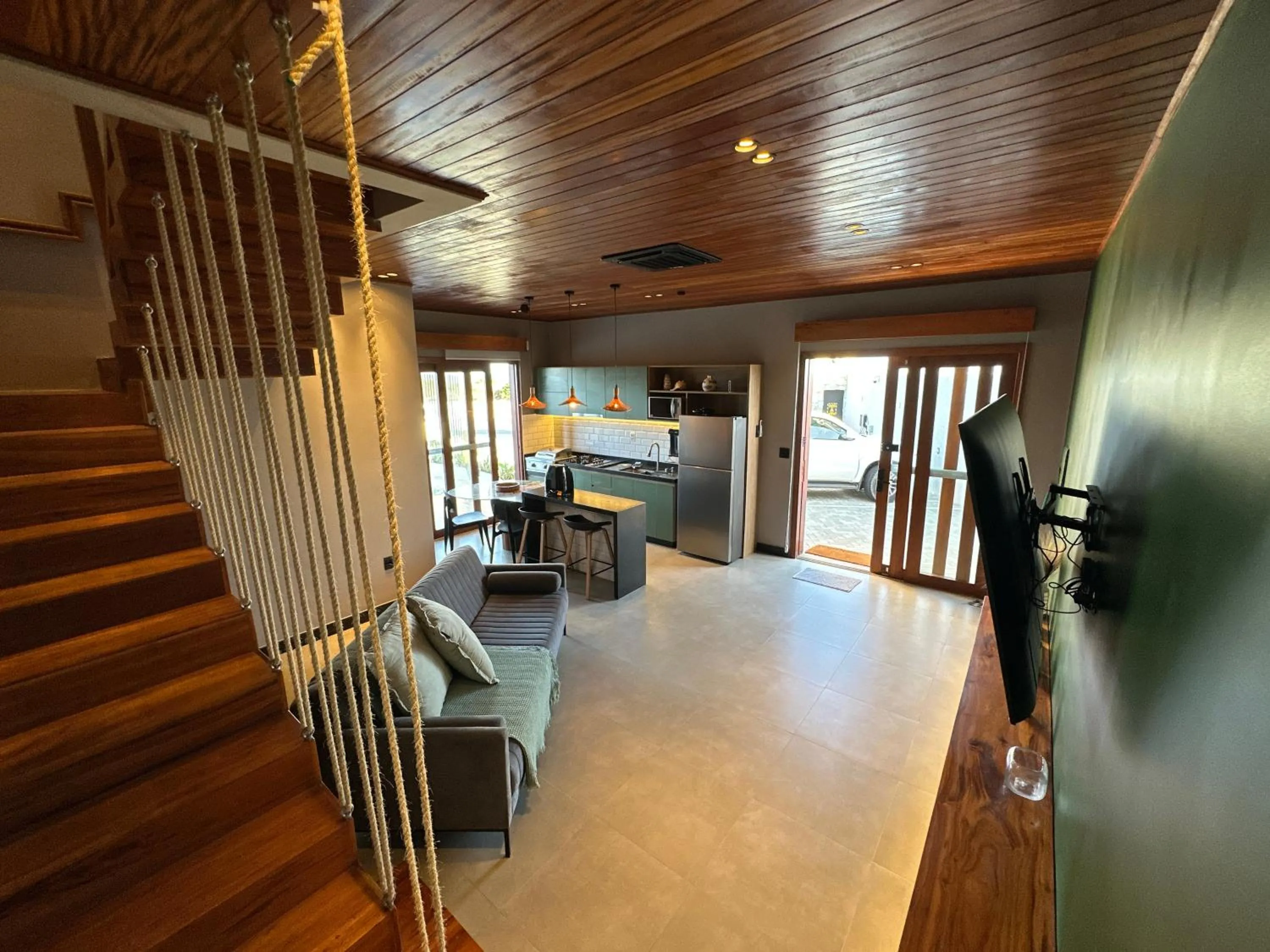 Communal lounge/ TV room in Villa Prime Beach Flats