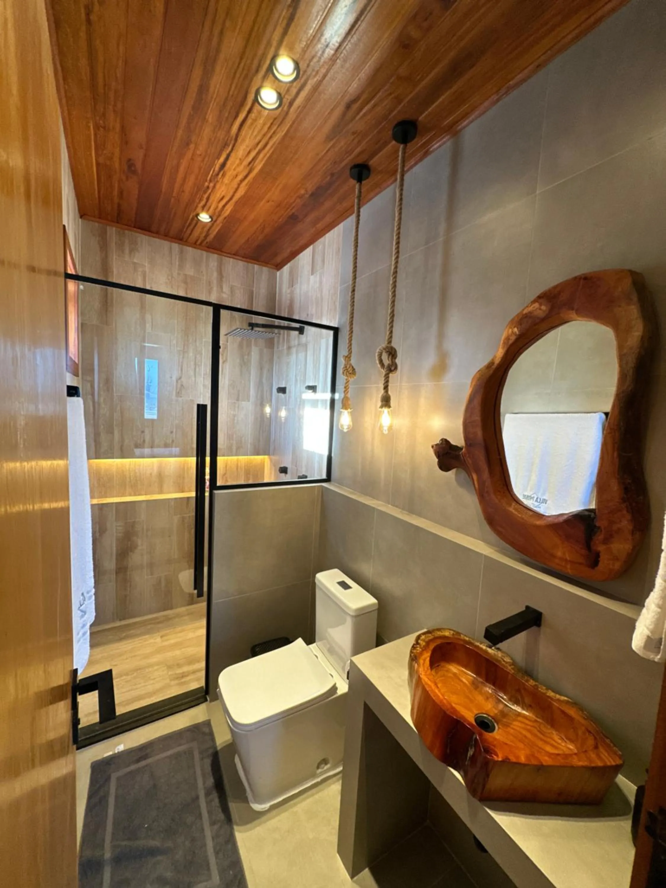 Shower in Villa Prime Beach Flats