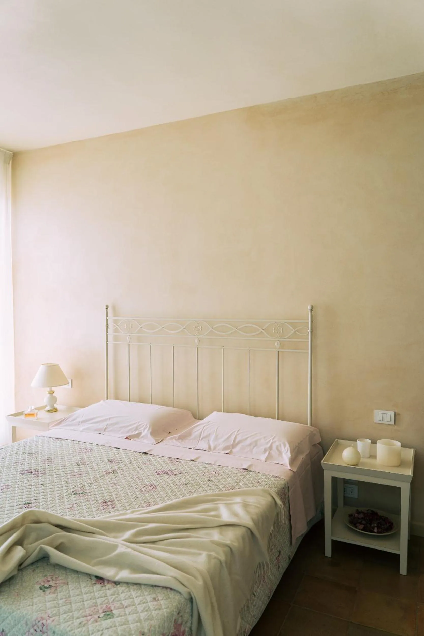 Bed in Nontiscordardimé B&B Villa Agriturismo