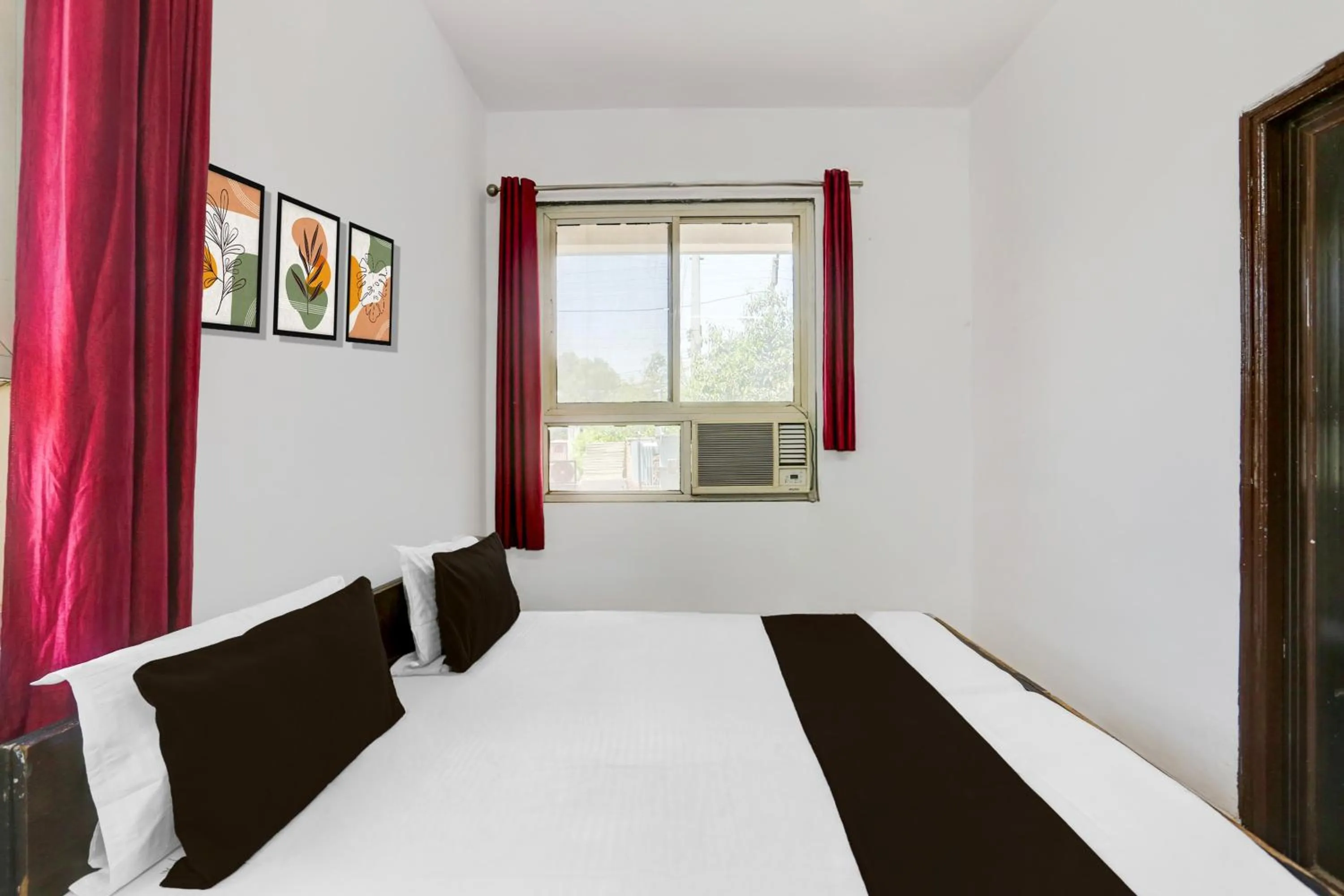 Hotel O Paradise