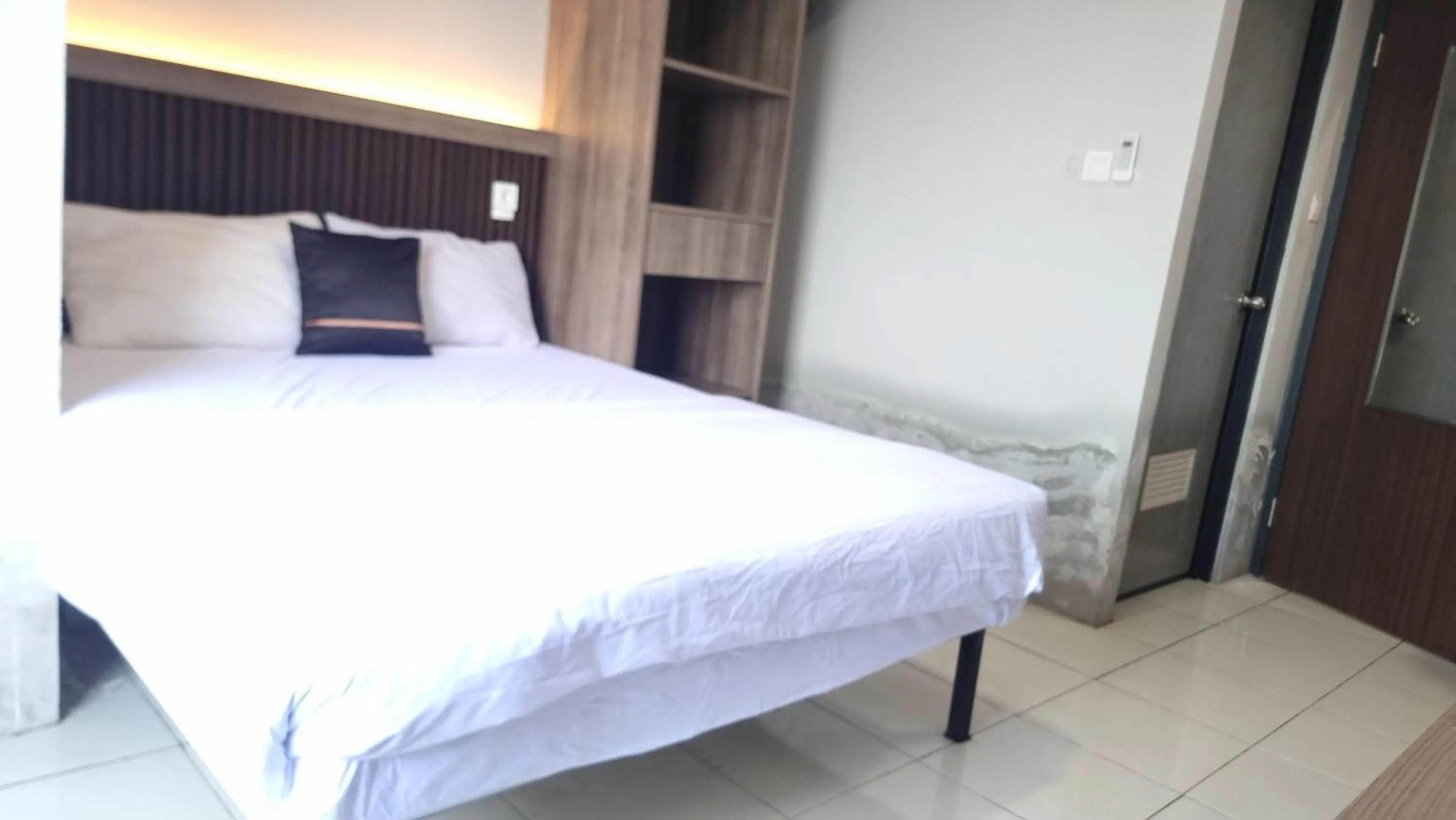 Bed in Dancenter Bekasi Formerly Riverdale