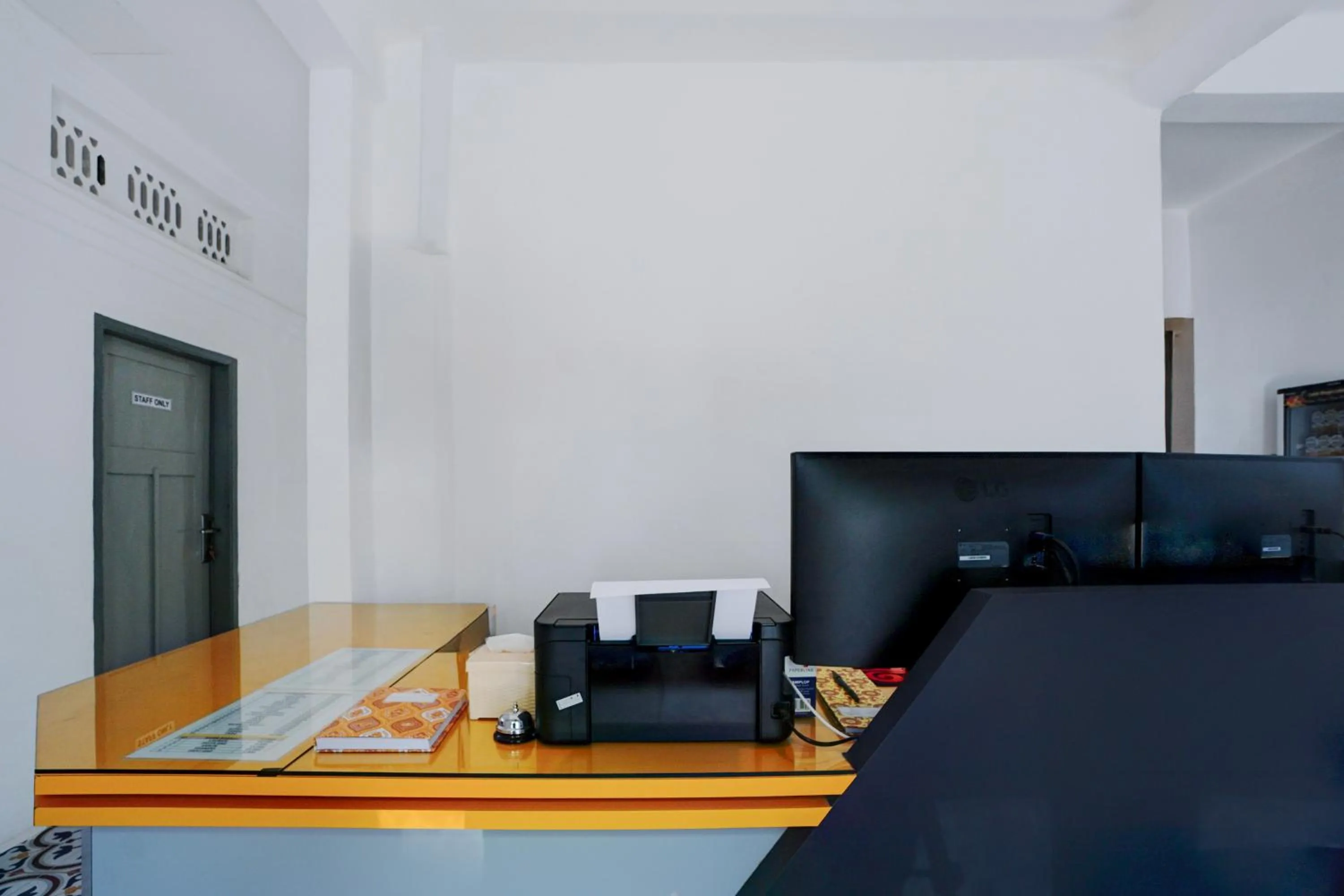 Lobby or reception in Hotel O Nawangwulan