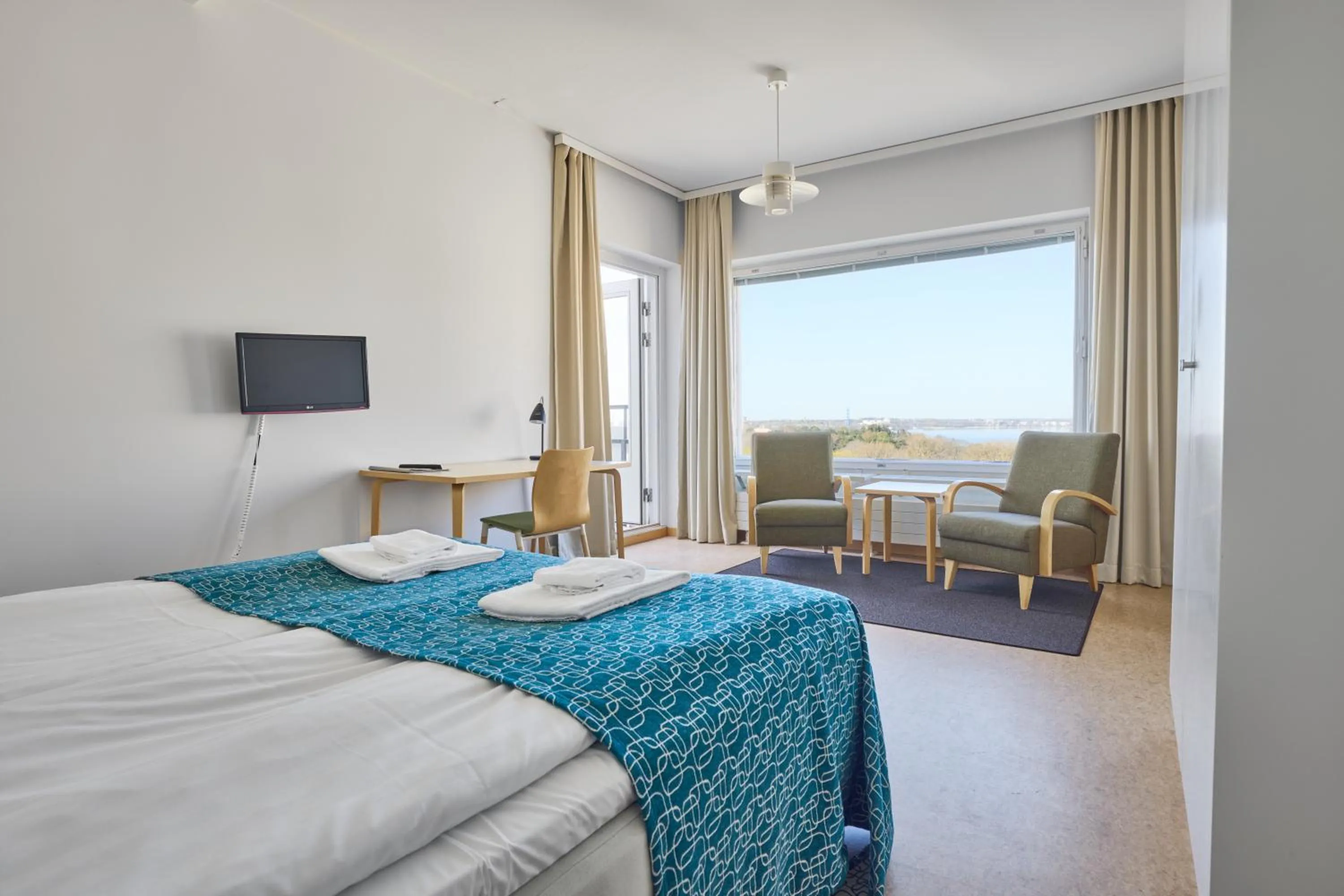 Bed in Töölö Towers