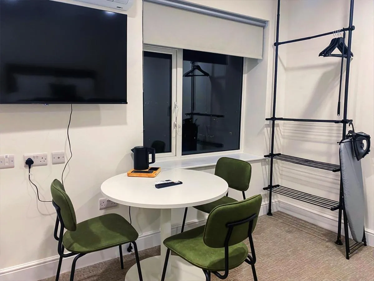 TV and multimedia in Hilltop Haven