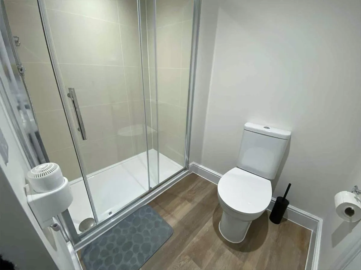 Shower in Hilltop Haven