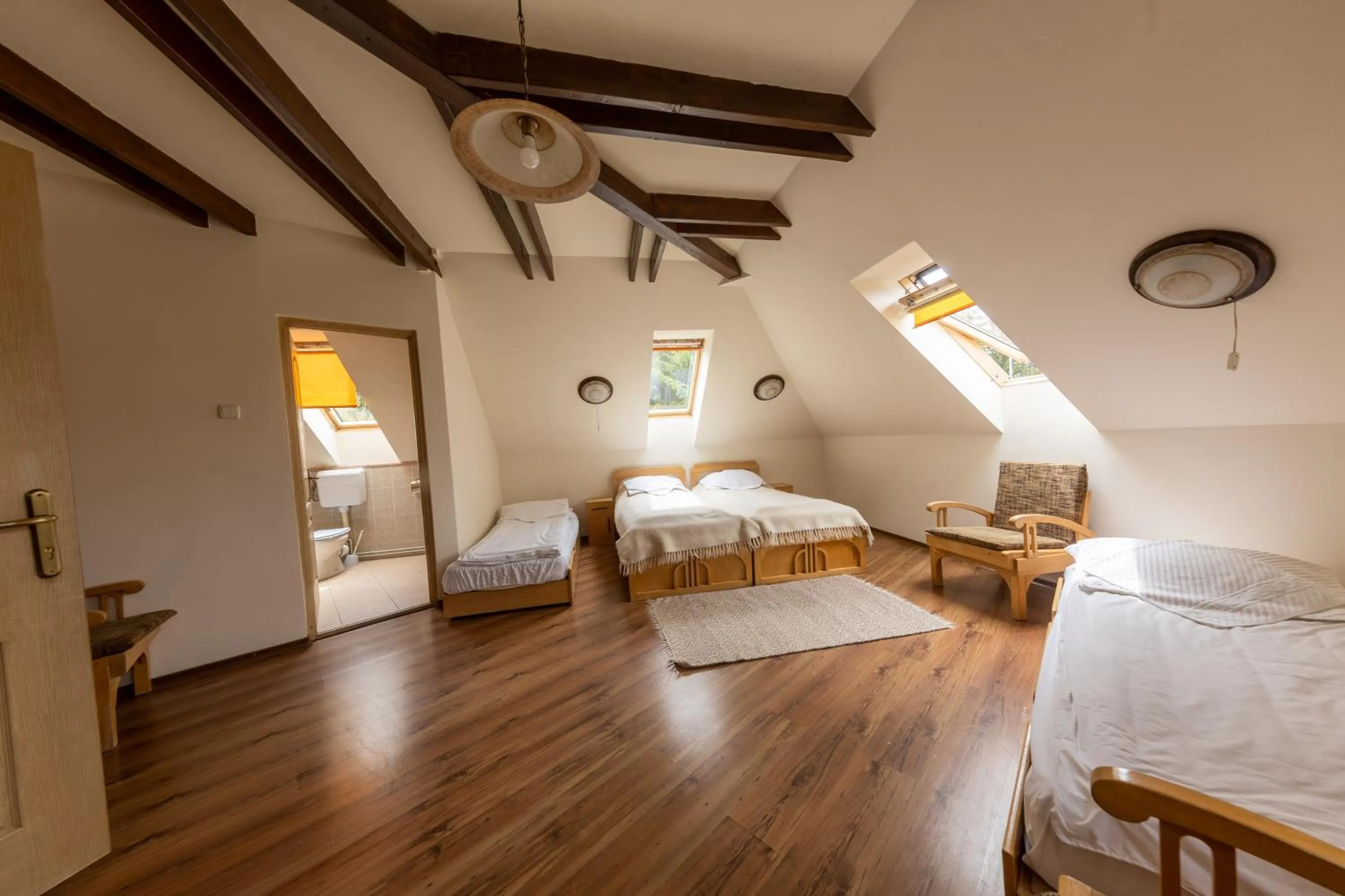 Bed in Pensiunea Bella Vita