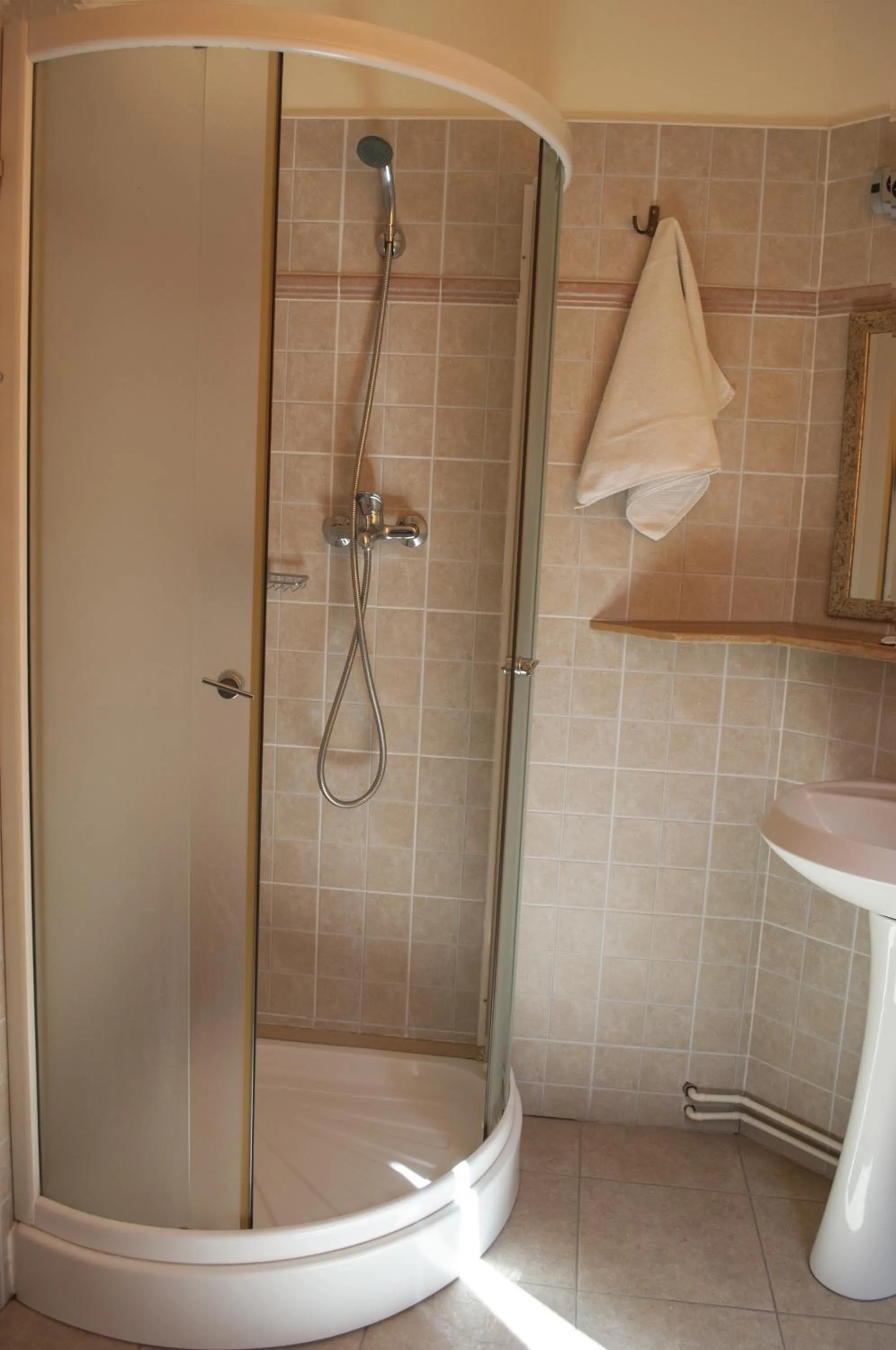 Bathroom in Pensiunea Bella Vita