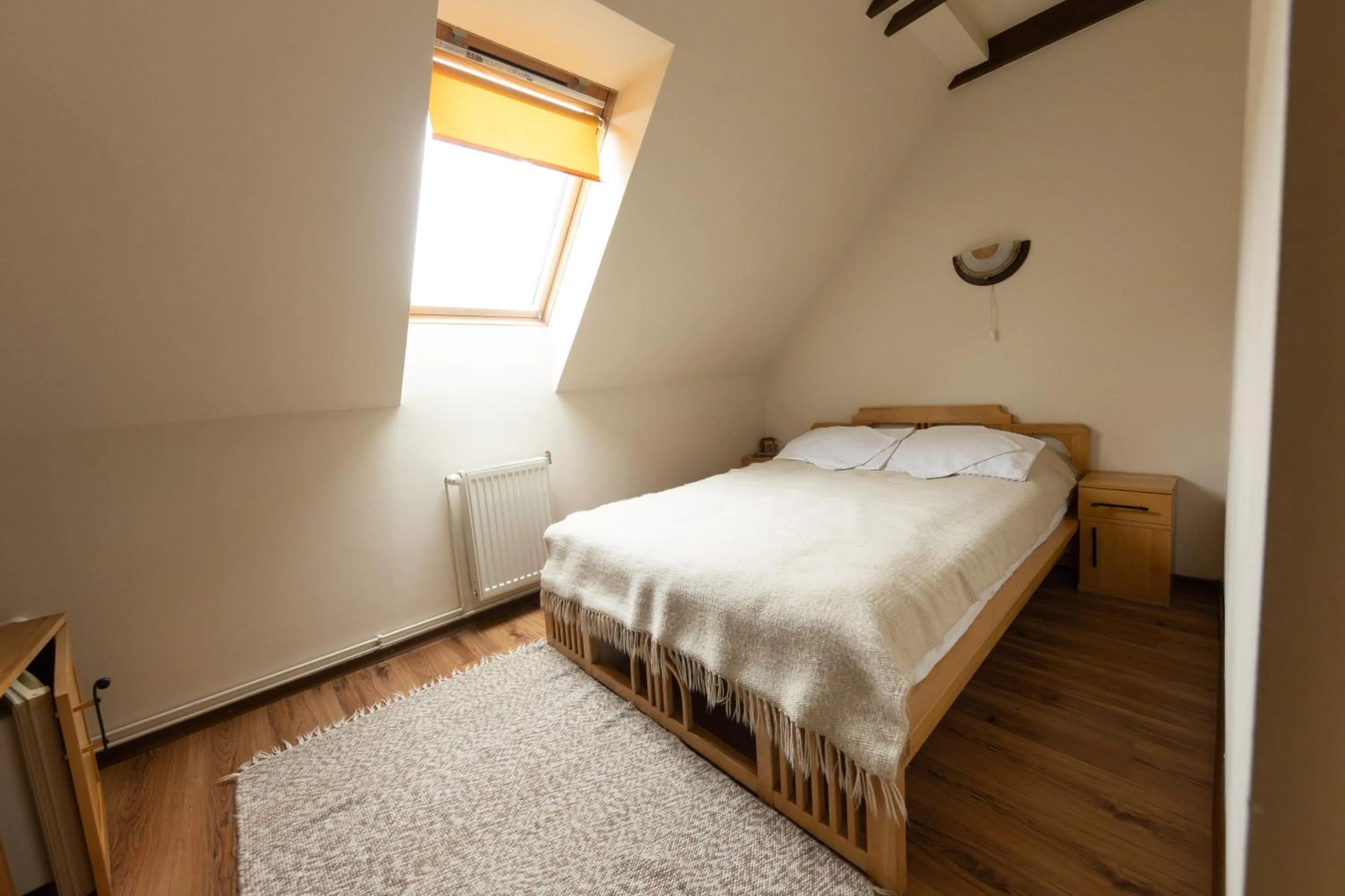 Bed in Pensiunea Bella Vita