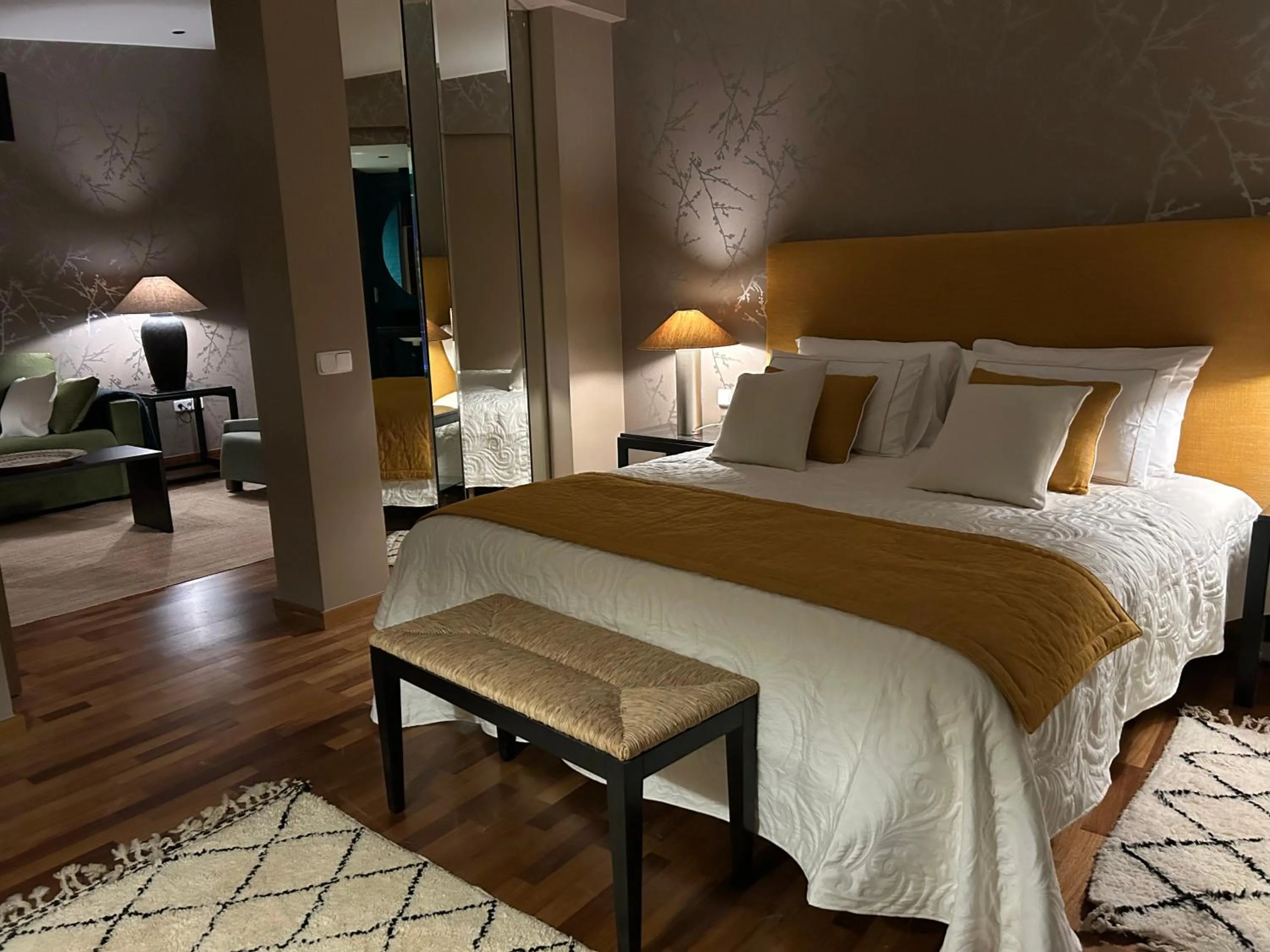 King Suite with Spa Bath in Casón del Conde