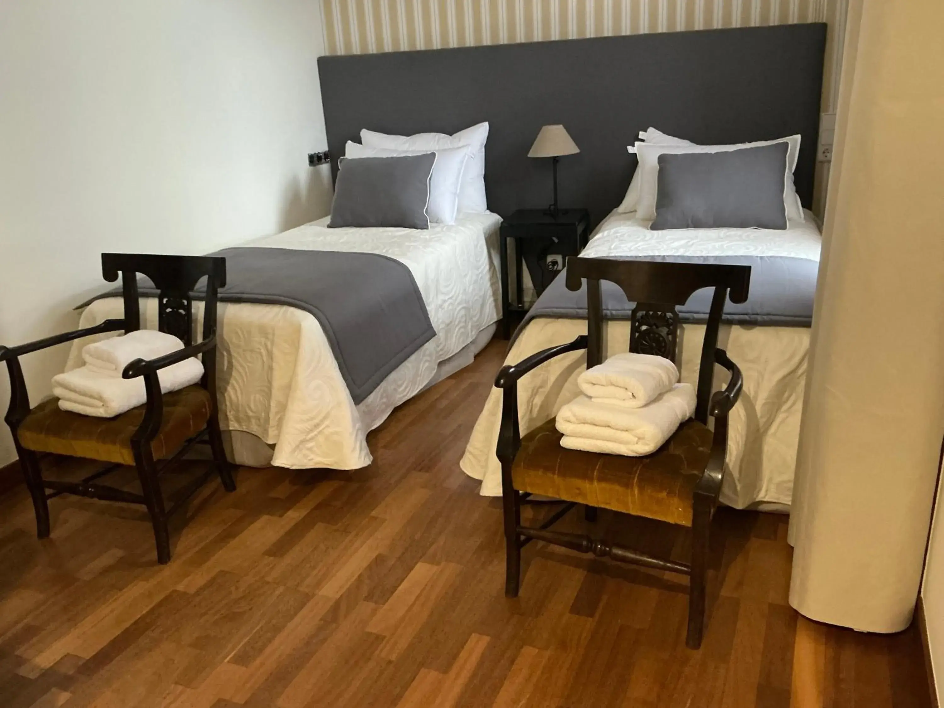Double Room in Casón del Conde Double Room in Casón del Conde