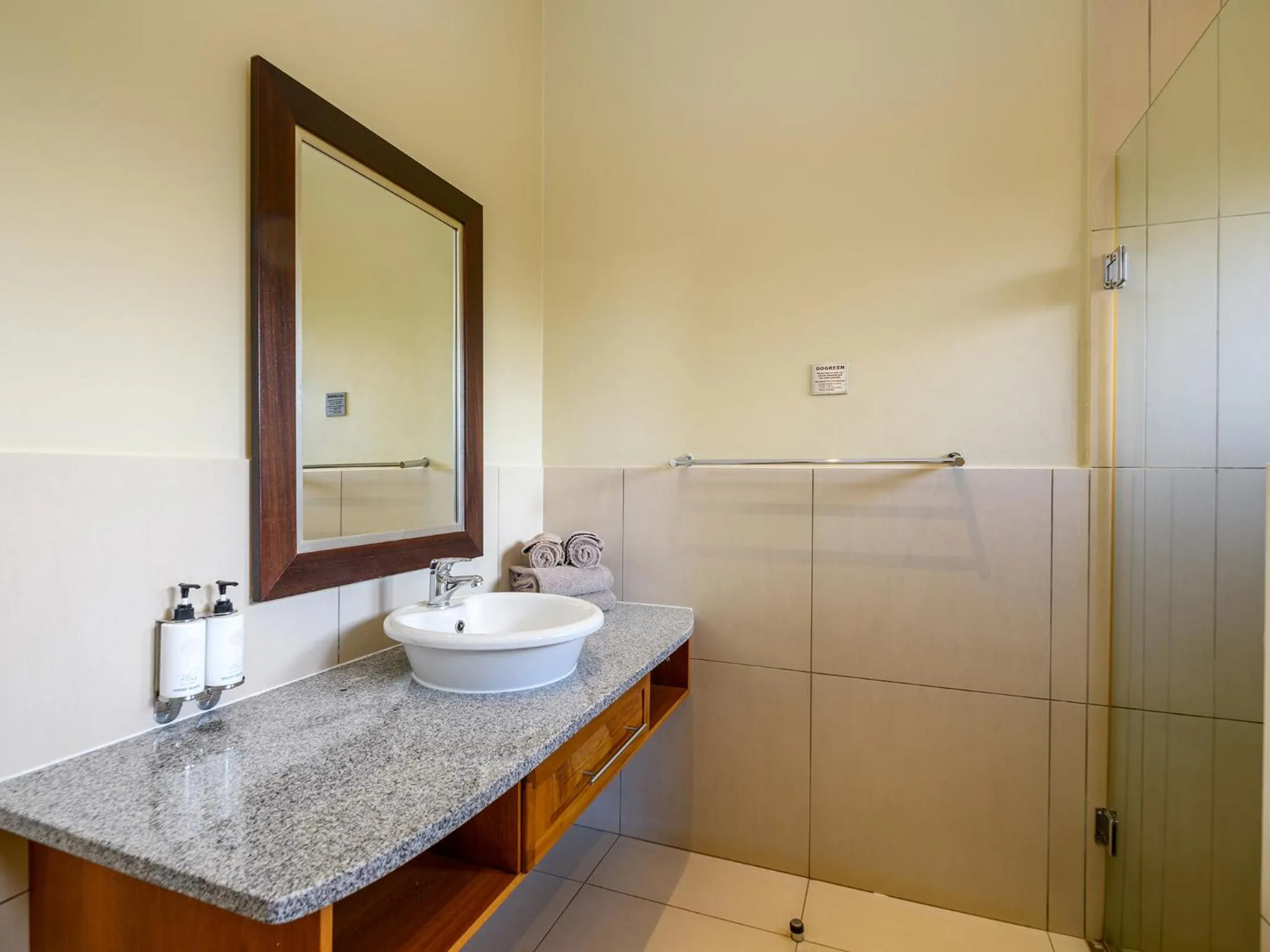 Bathroom in Monomotapa Village