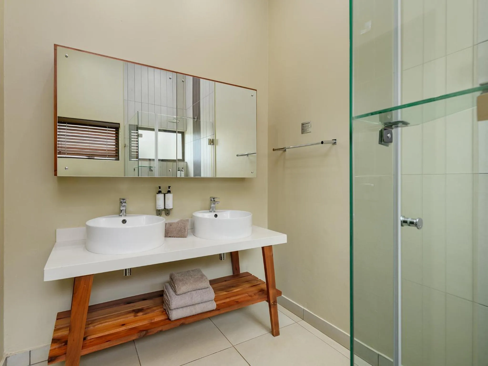 Bathroom in Monomotapa Village