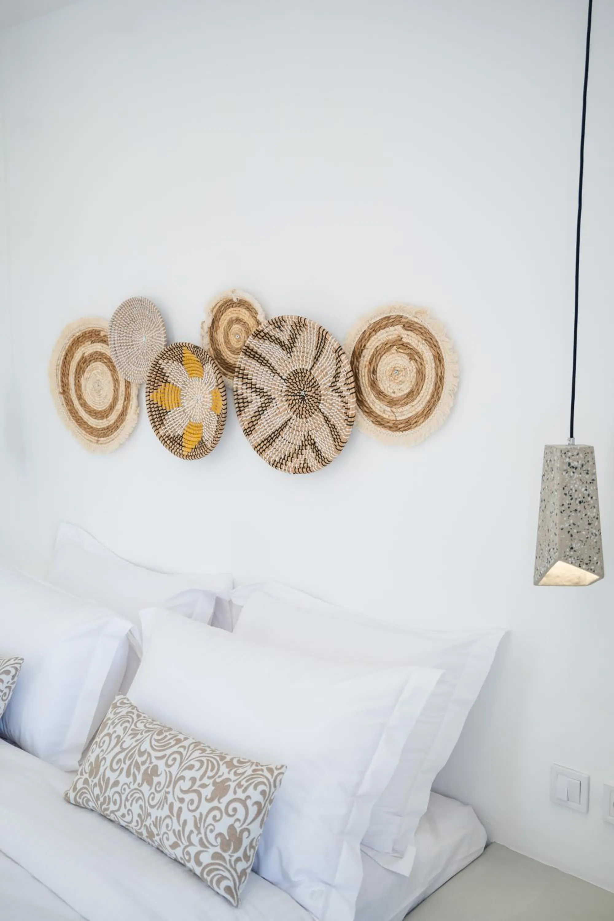 Bed in Kýma Perissa