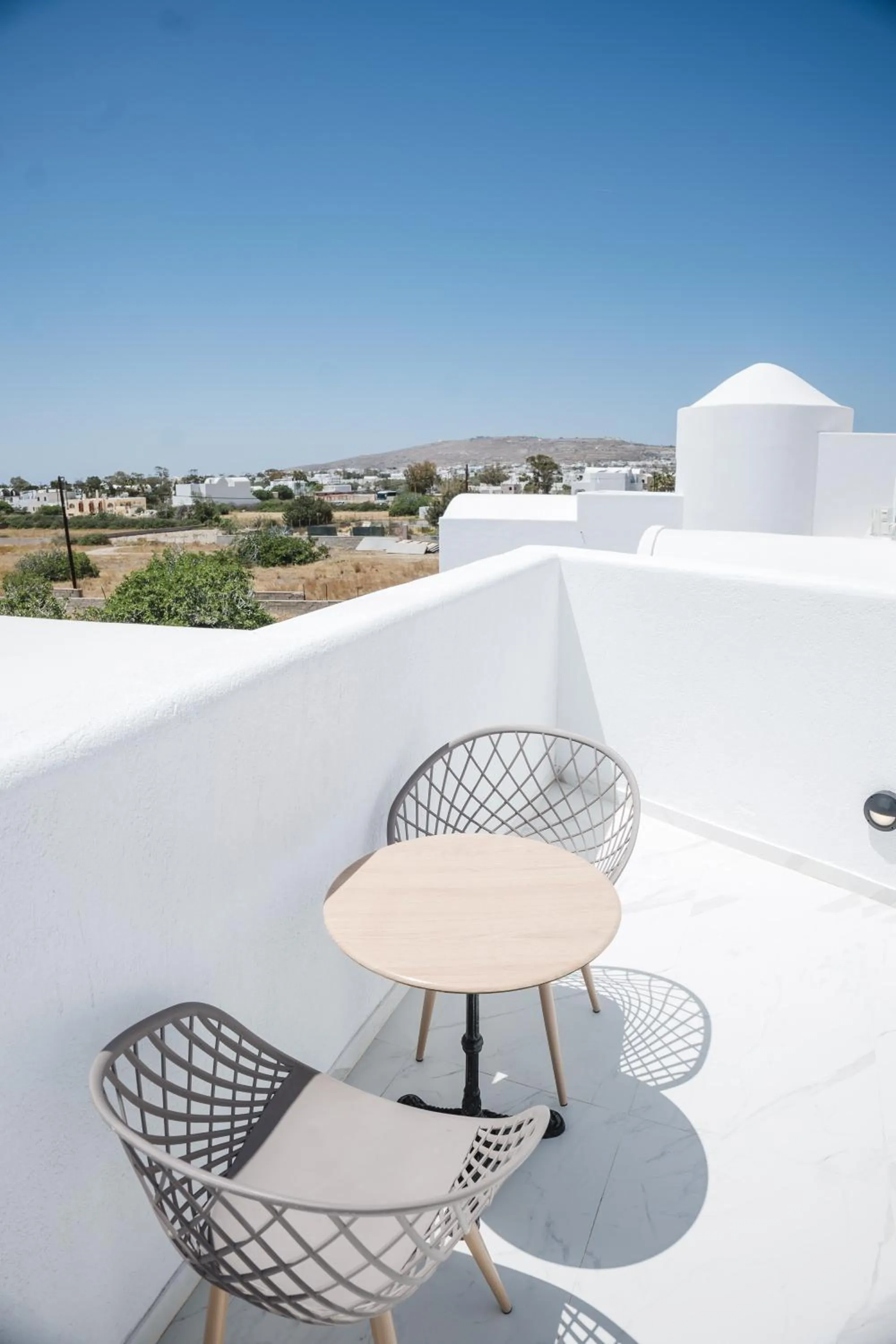 Property building in Kýma Perissa