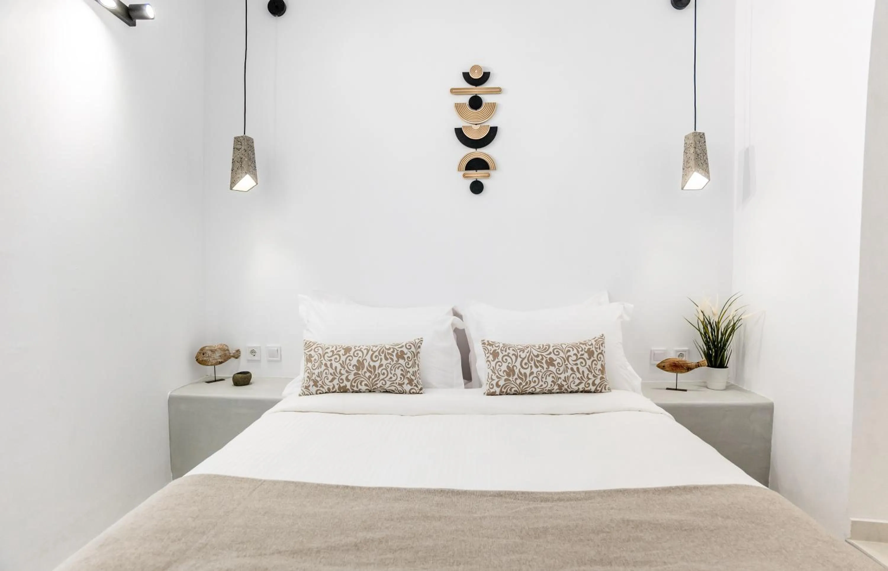 Bed in Kýma Perissa