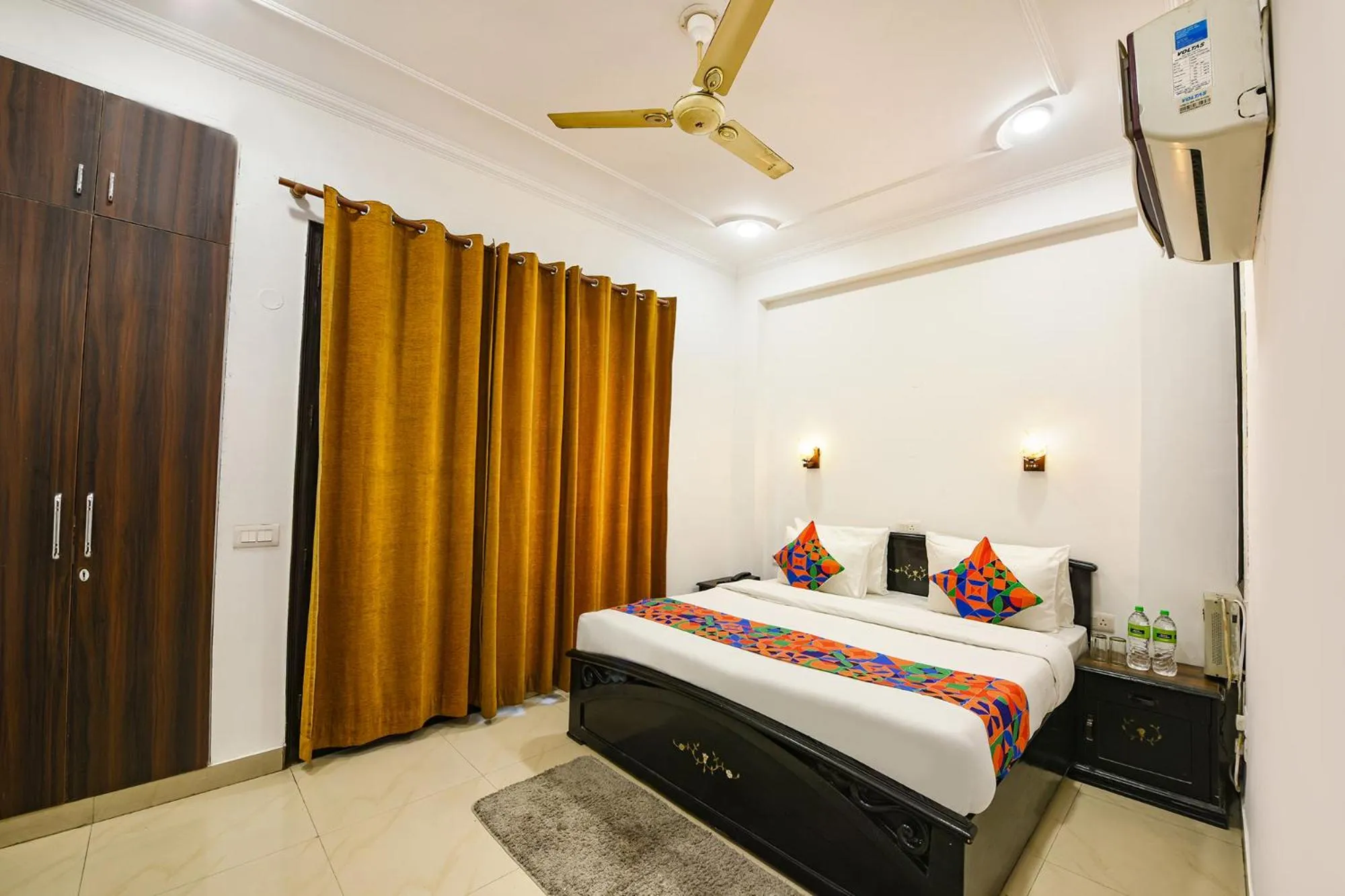 Bedroom, Bed in FabHotel Velvet Suites Near Millennium City Centre Gurugram