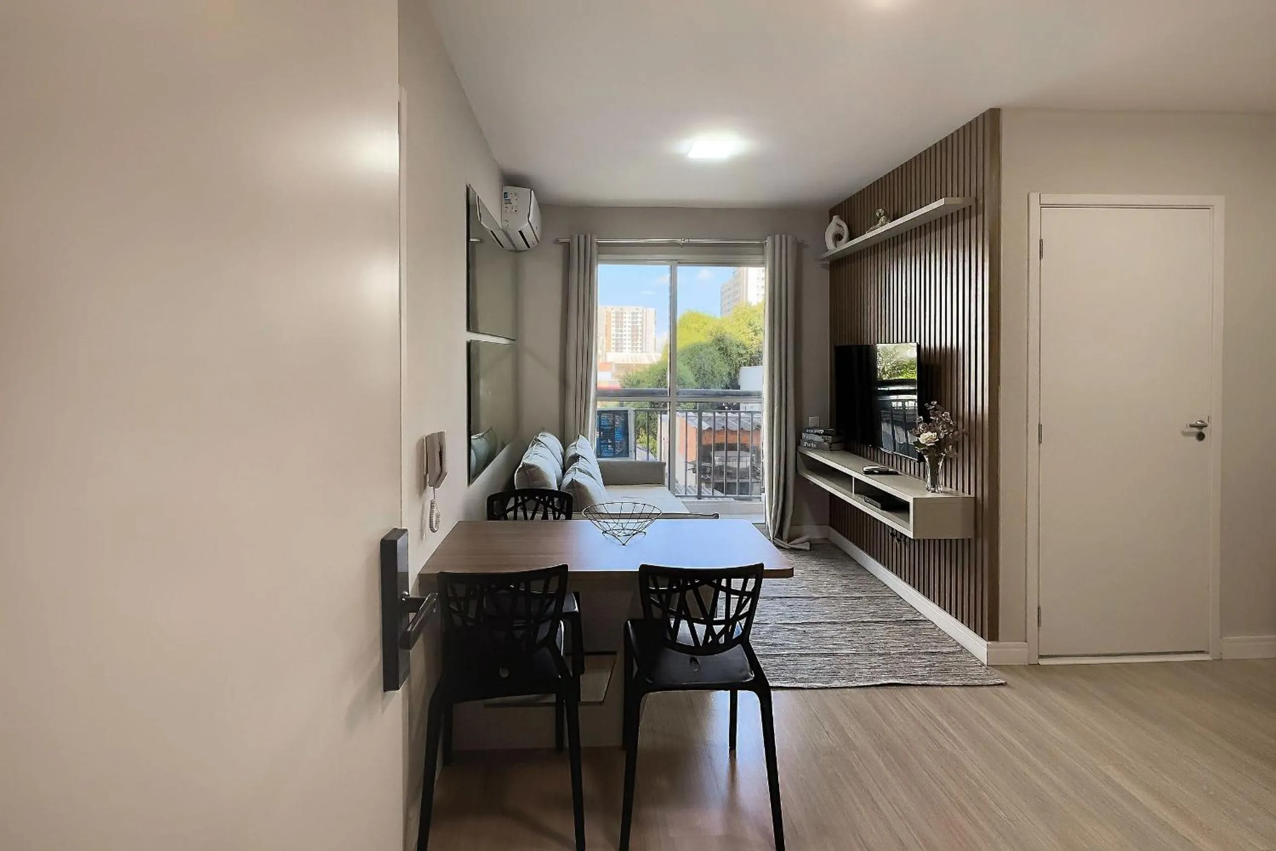 Living room in Composite Moema