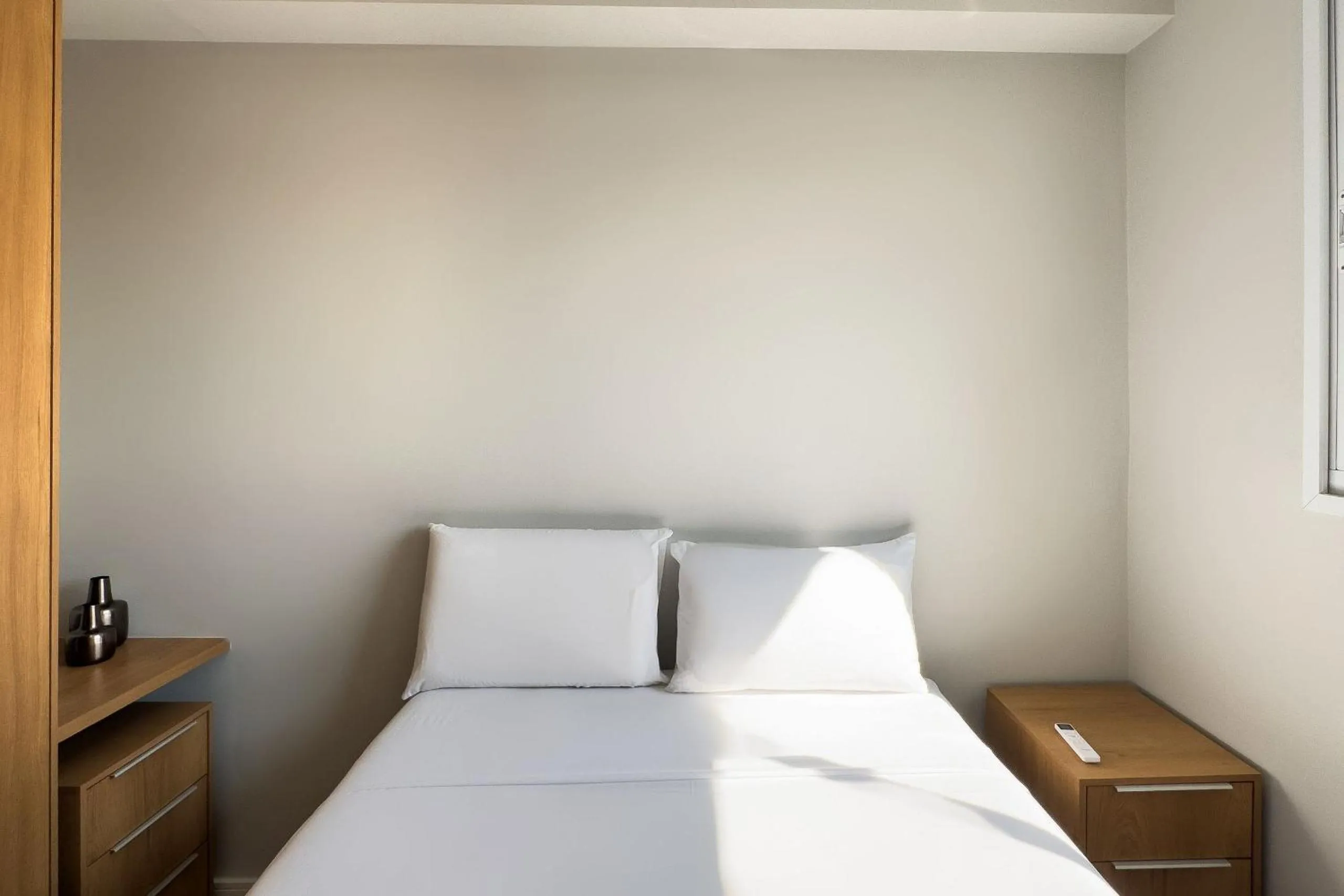 Bedroom, Bed in Composite Moema