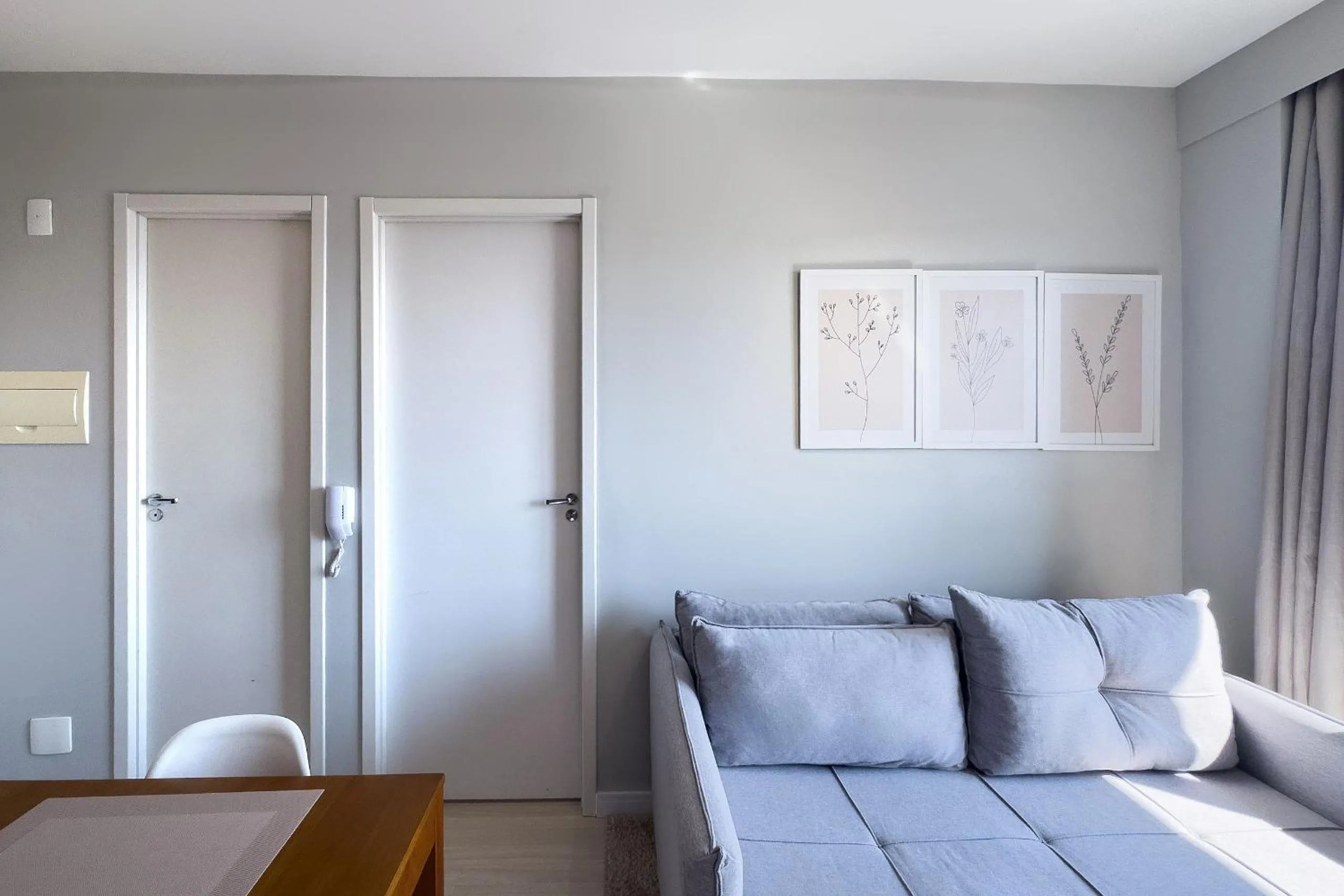 Living room in Composite Moema