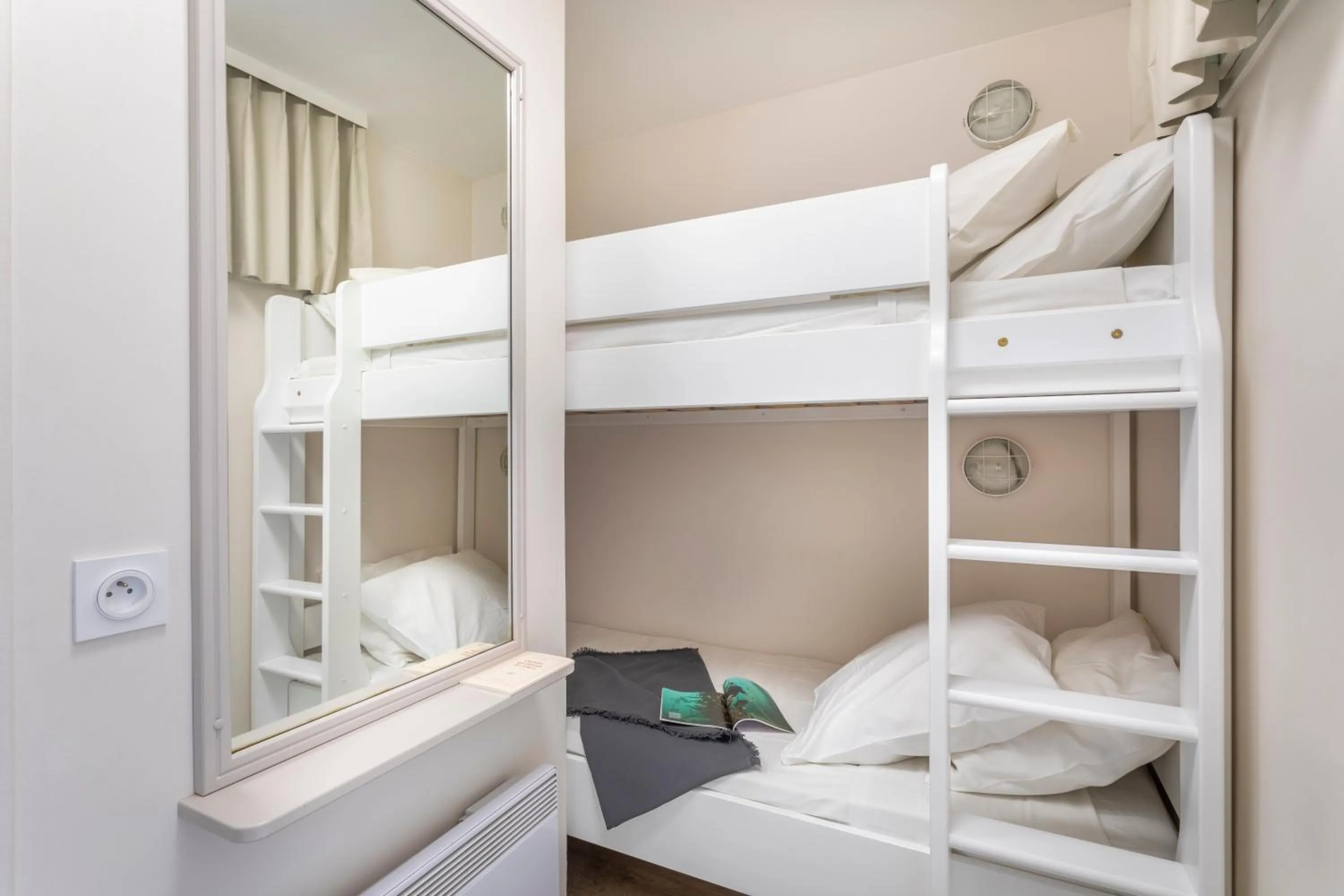 Bed in Résidence Pierre & Vacances Les Jardins de la Côte d'Azur