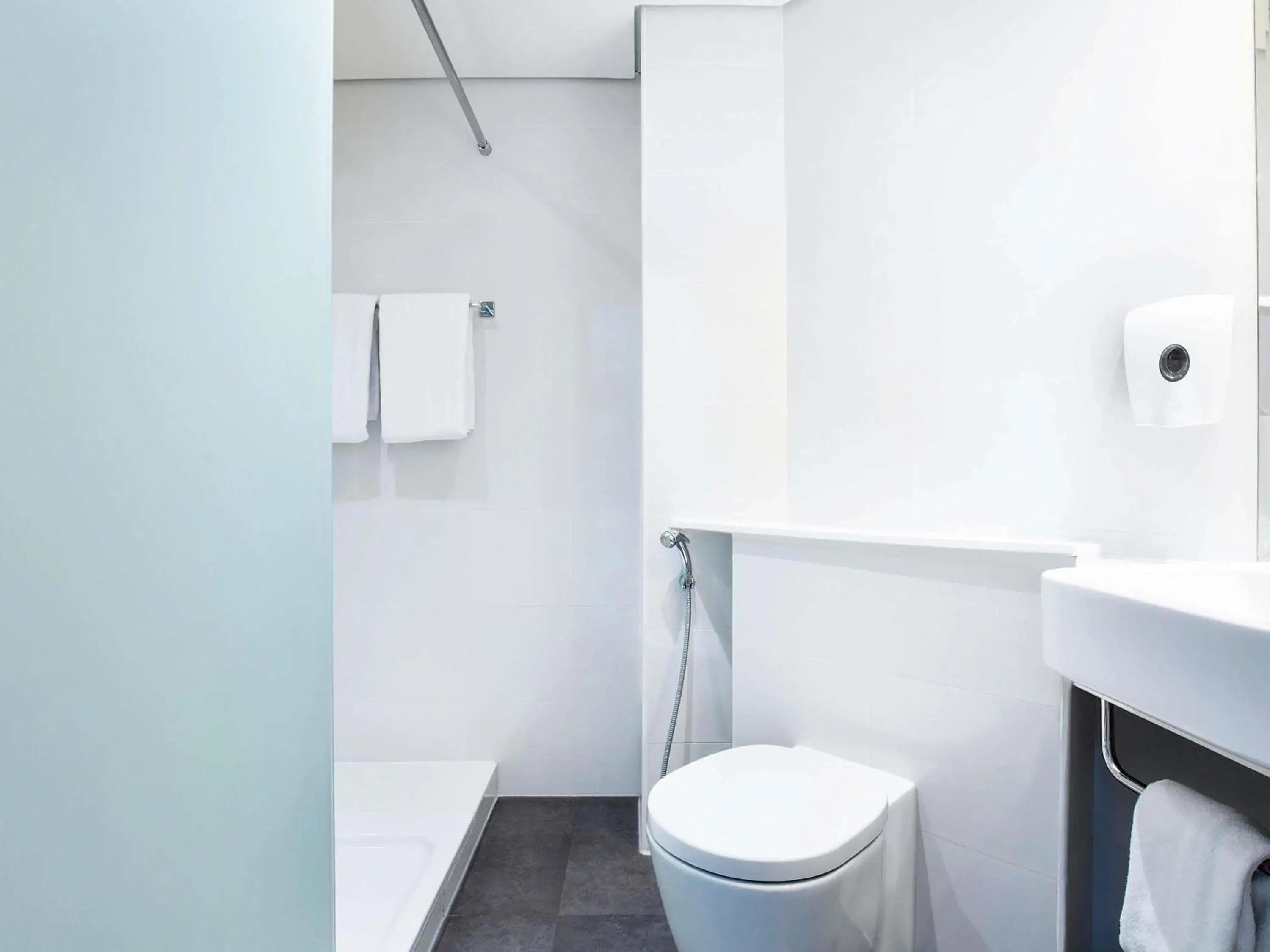 Bedroom in ibis Styles Sharjah Bedroom in ibis Styles Sharjah