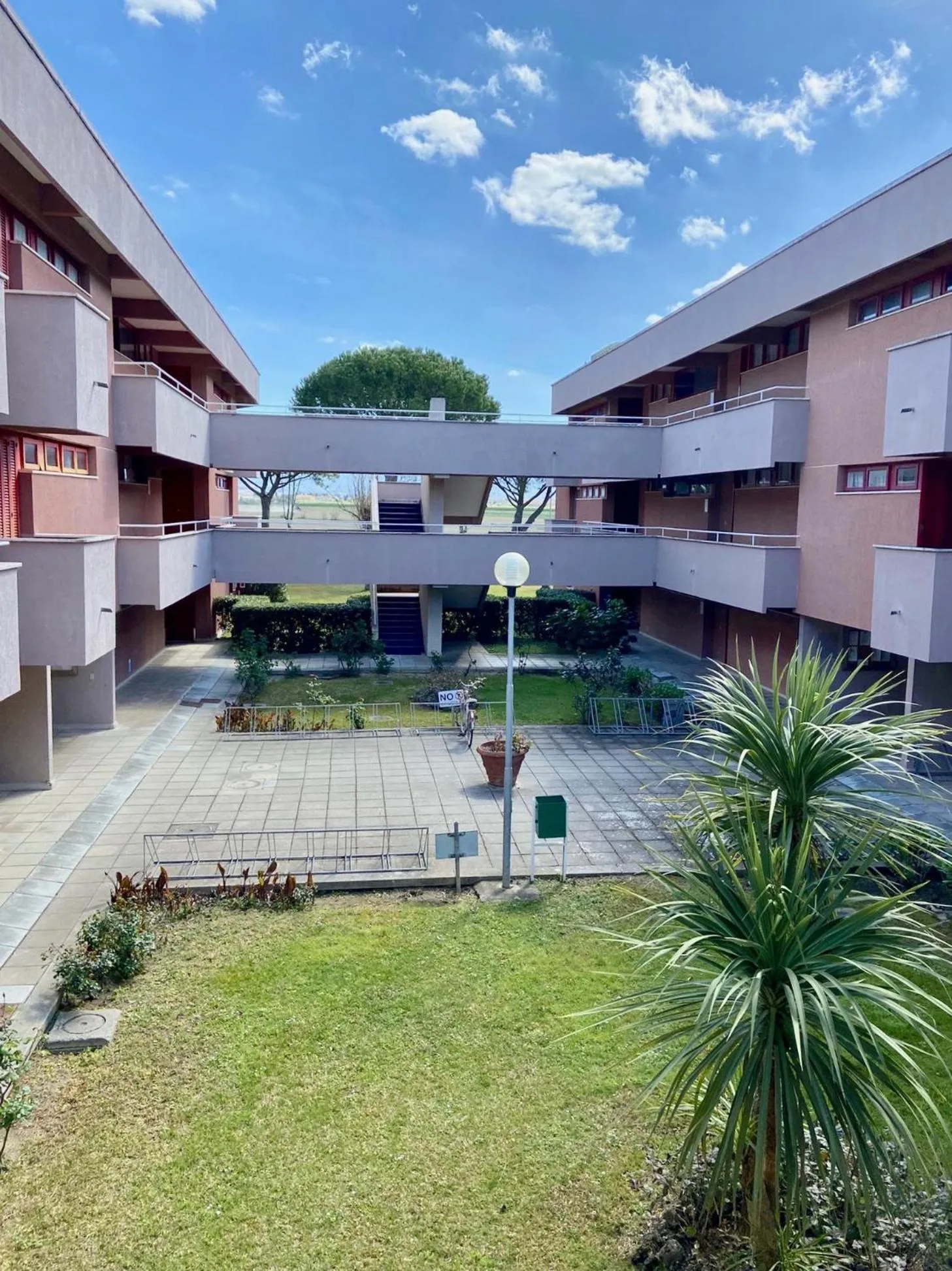 Property building in Apartments Via Dei Platani