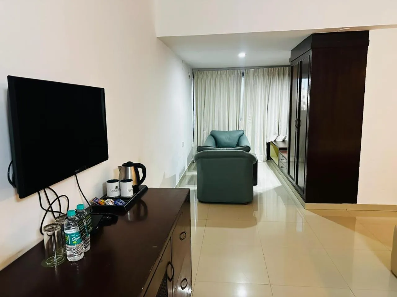 BNGV Grandeur Hotel & Banquets