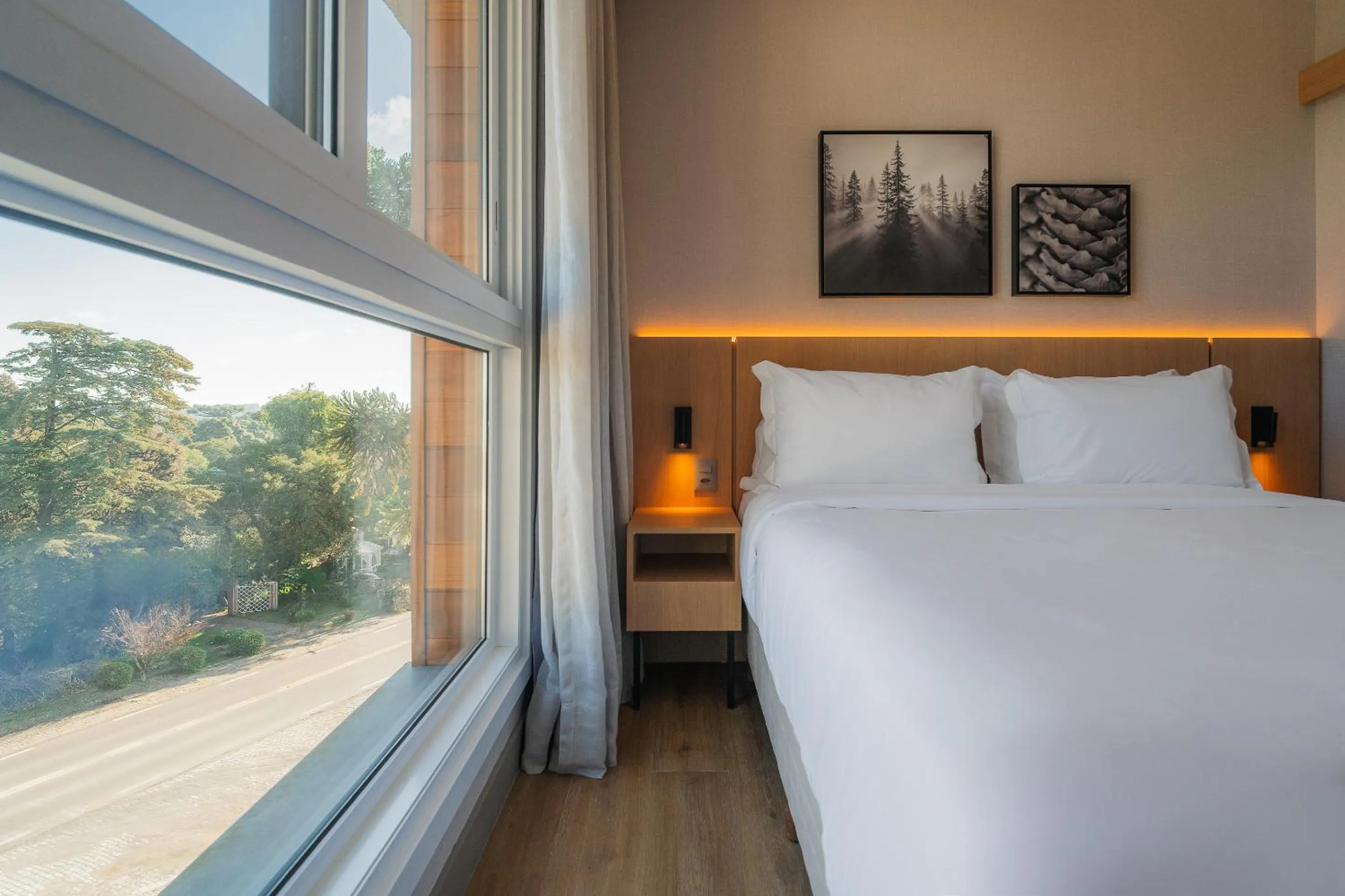 Bedroom, Bed in Golden Tulip Canela OFICIAL