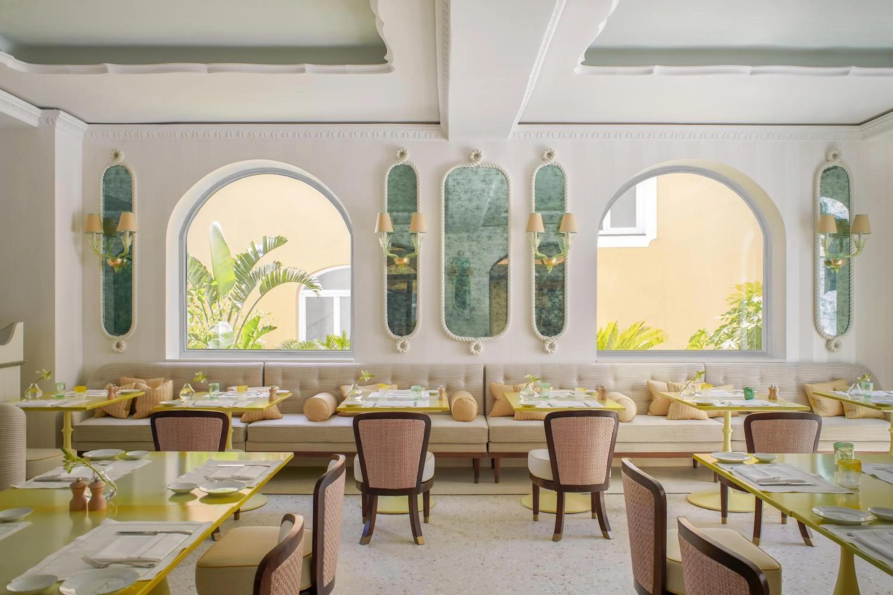 Restaurant/places to eat in Hotel La Palma, Oetker Hotels