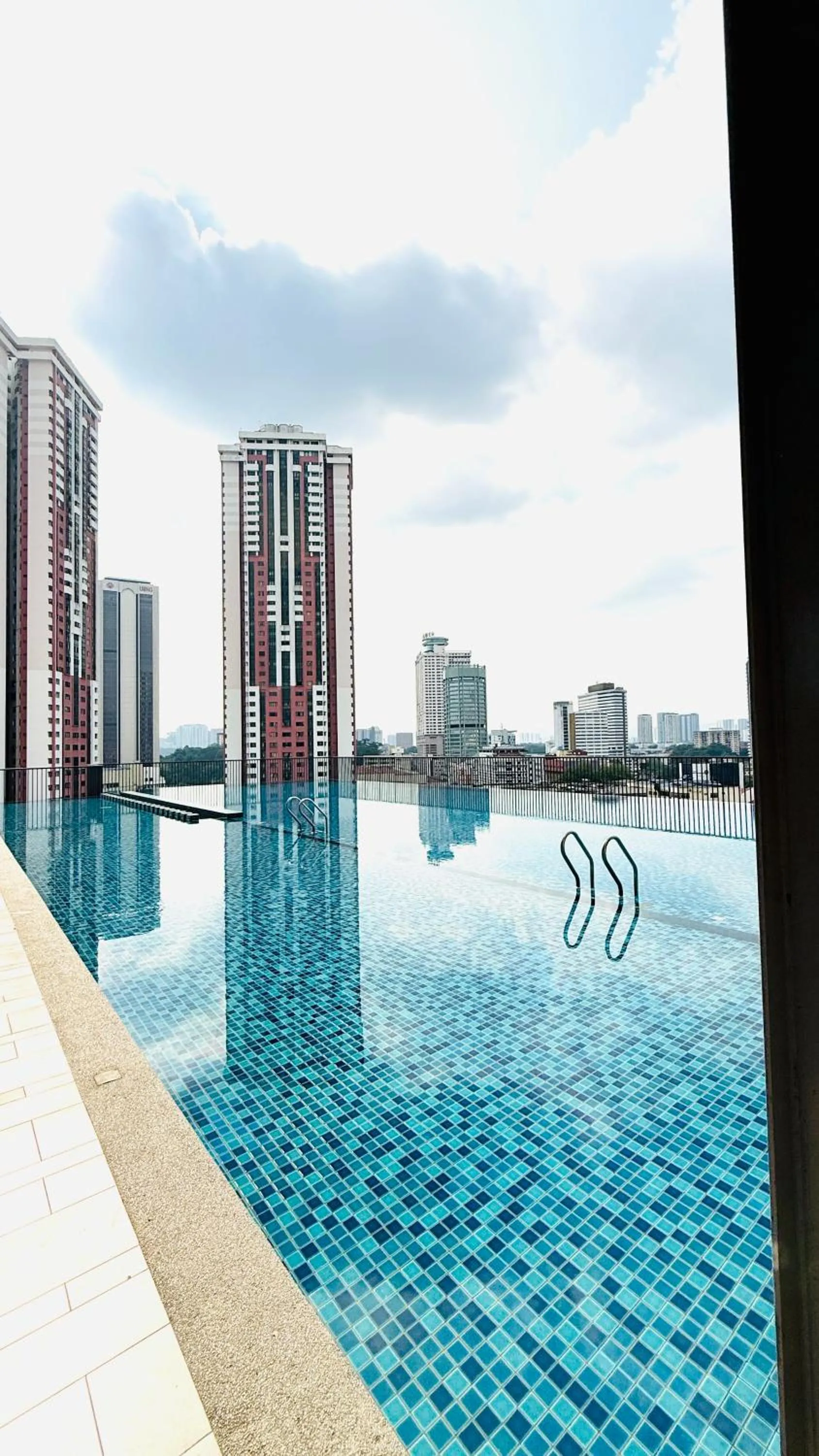 Swimming pool in Chambers Serviced Suites Kuala Lumpur