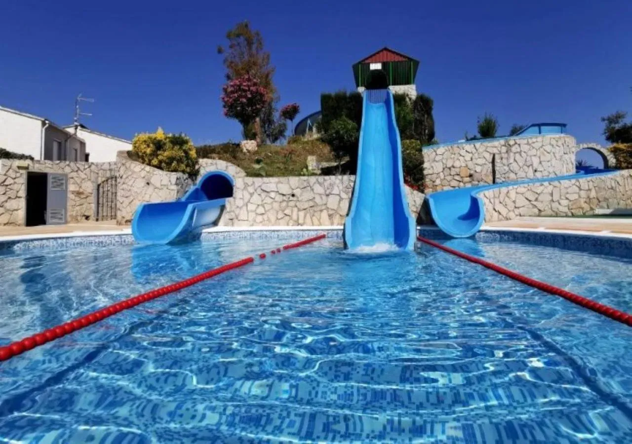 Swimming pool in Alquileres Figuerola Los Abanicos