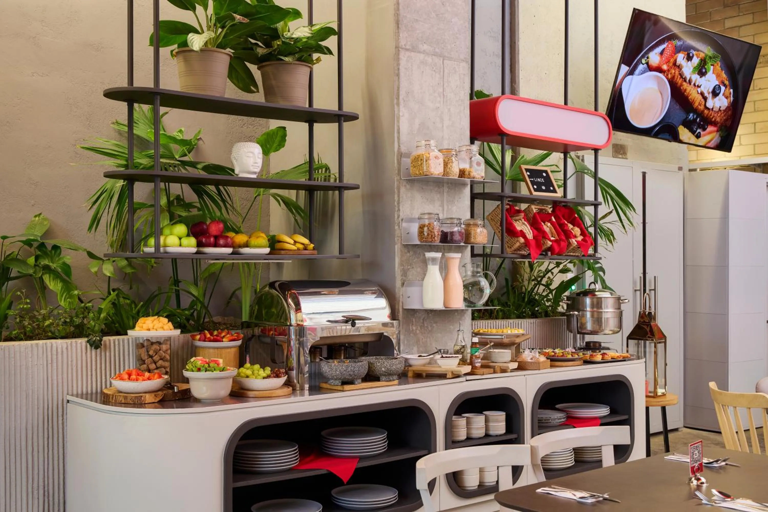 Coffee/tea facilities in Hunters Hotel by Jalo