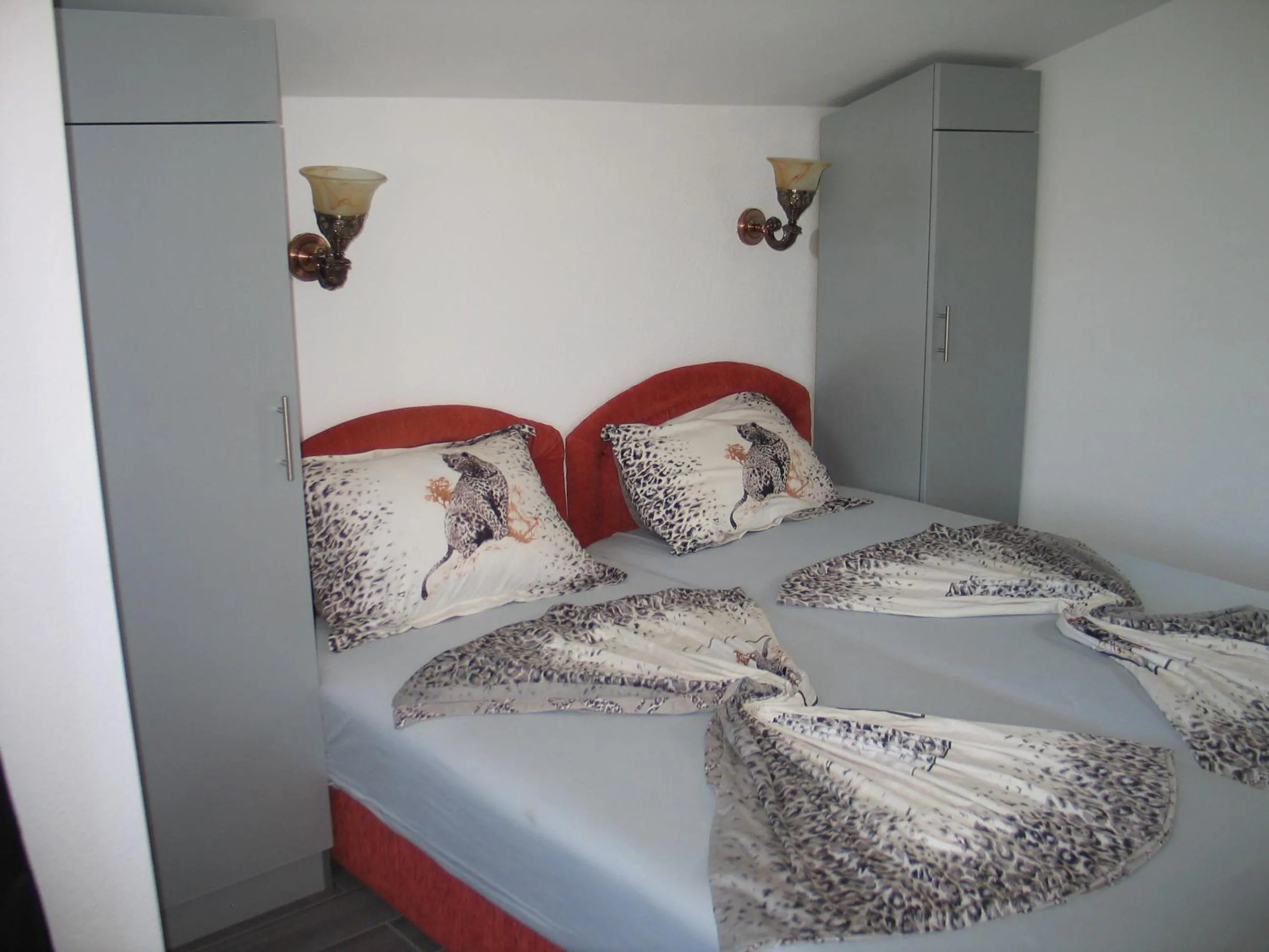 Family Room with Balcony and Sea View (2 Adults + 2 Children) in Guest House Dena