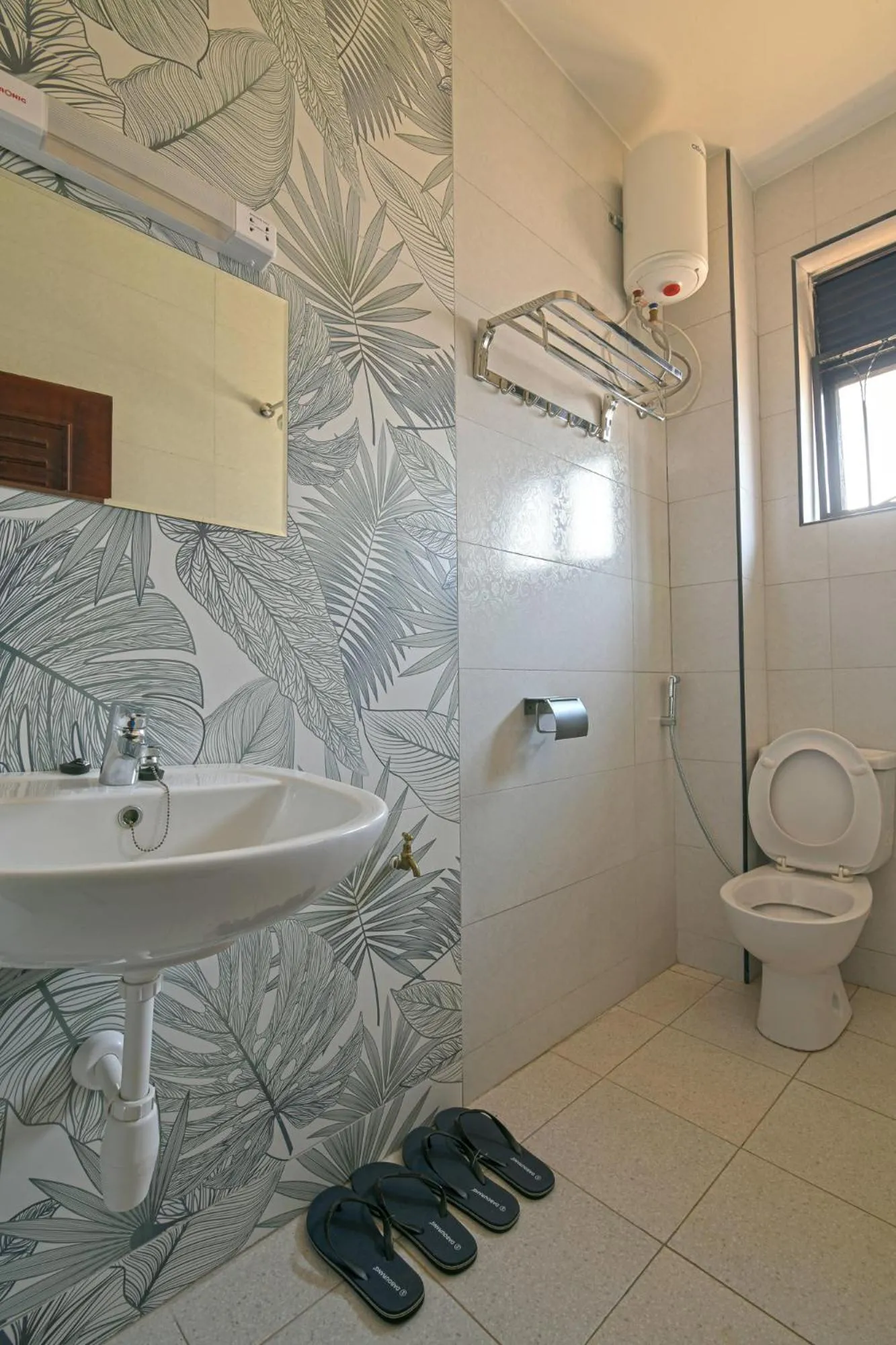 Toilet in Aqueduct 1359 Hotel Apartments