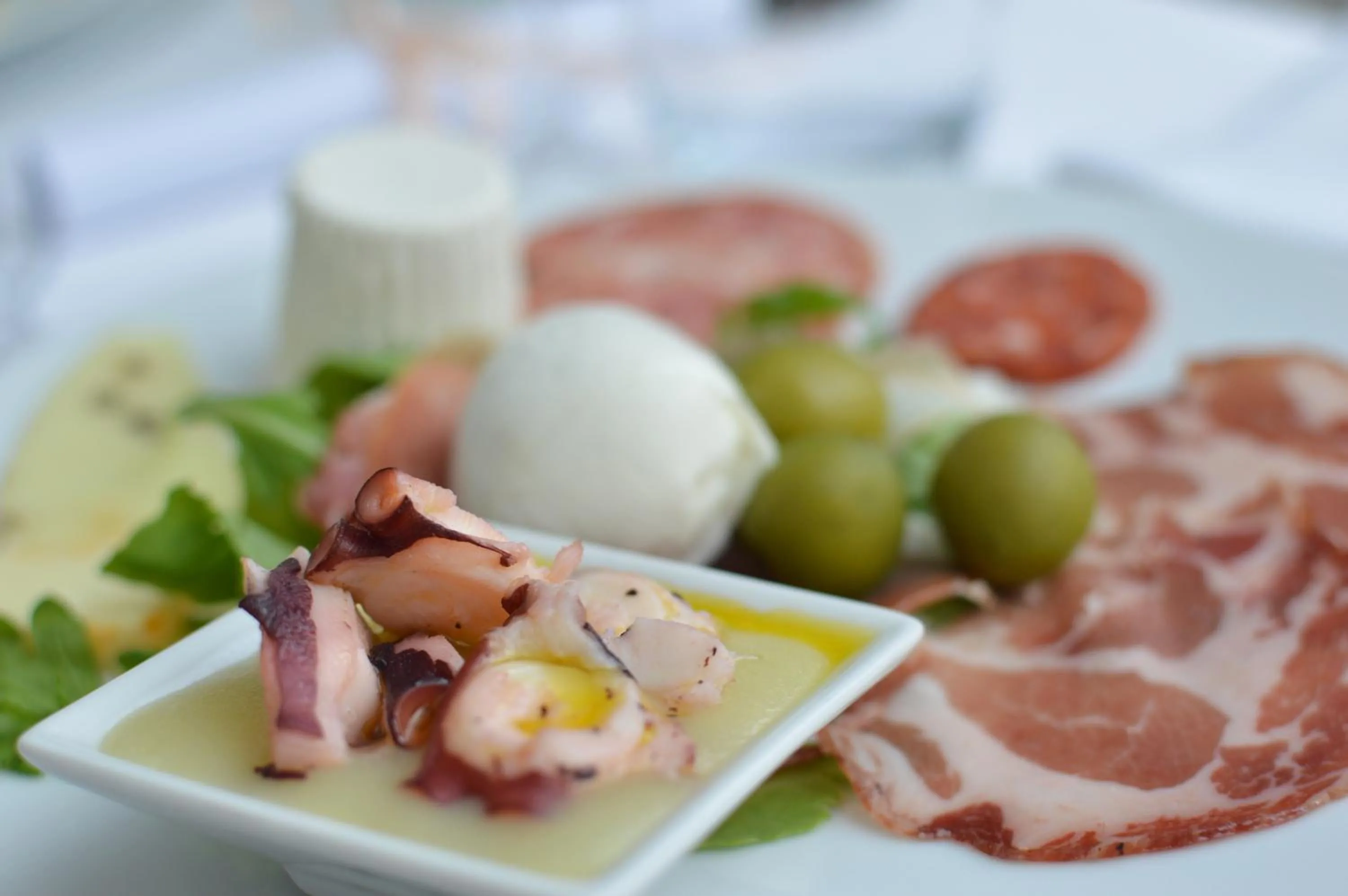 Food and drinks in International Resort