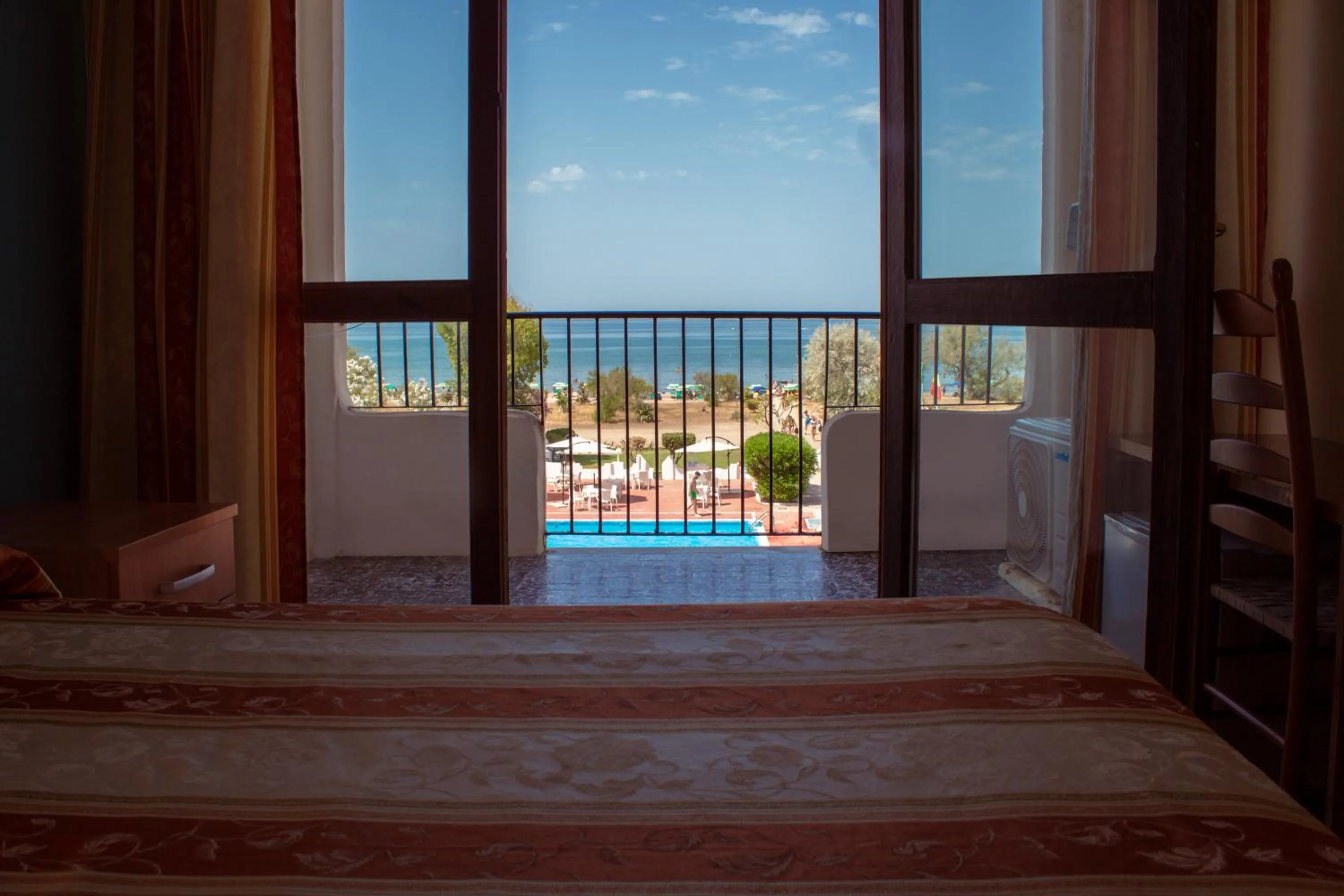 Photo of the whole room in International Resort
