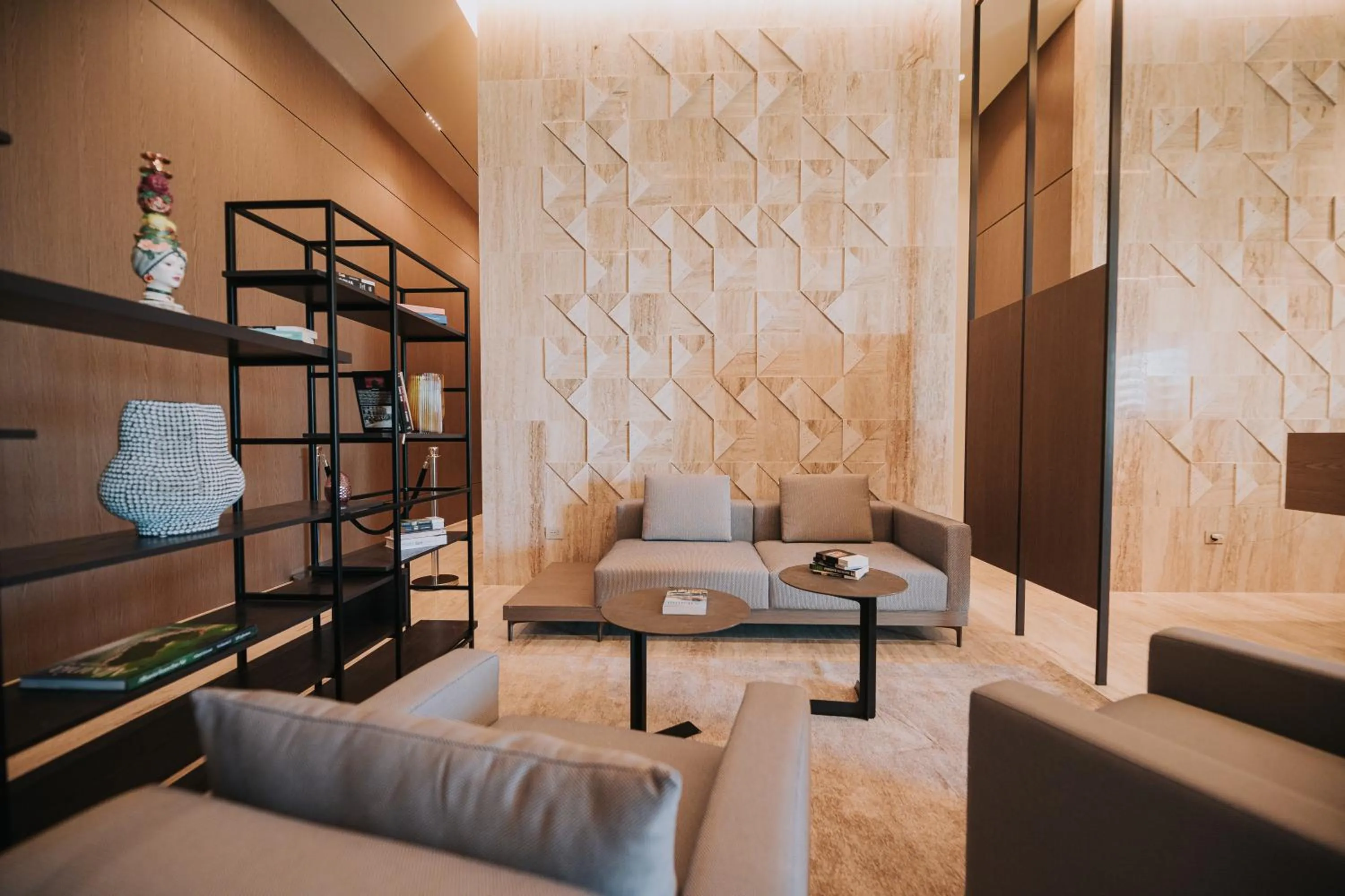 Lobby or reception, Bed in Magnus Hotel & SPA