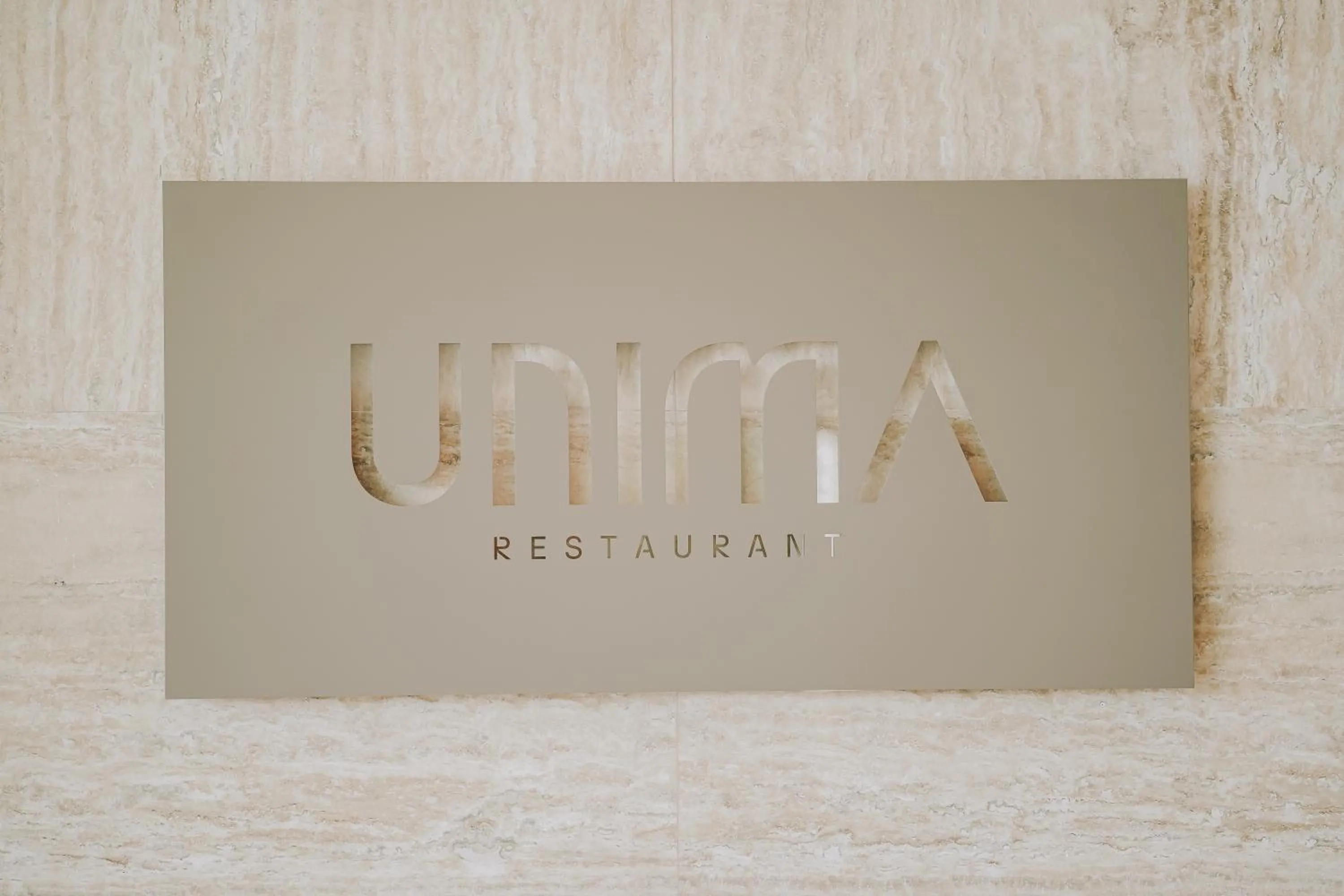 Logo/Certificate/Sign in Magnus Hotel & SPA