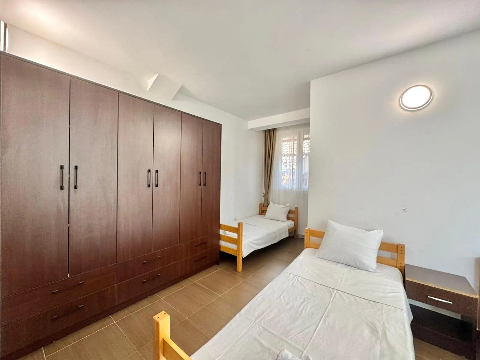 Bed in Hotel Lobo Budva