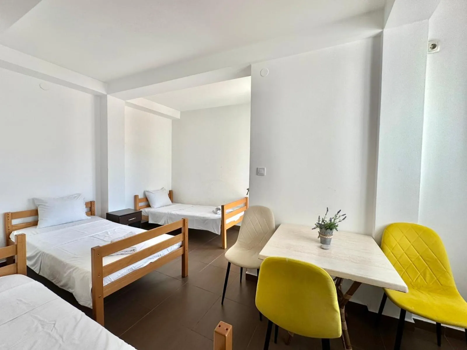 Bed in Hotel Lobo Budva