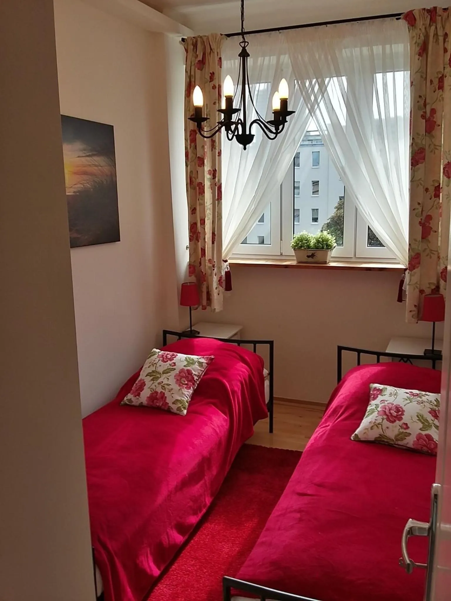 Day, Bed in Warsaw Kredytowa Apartment