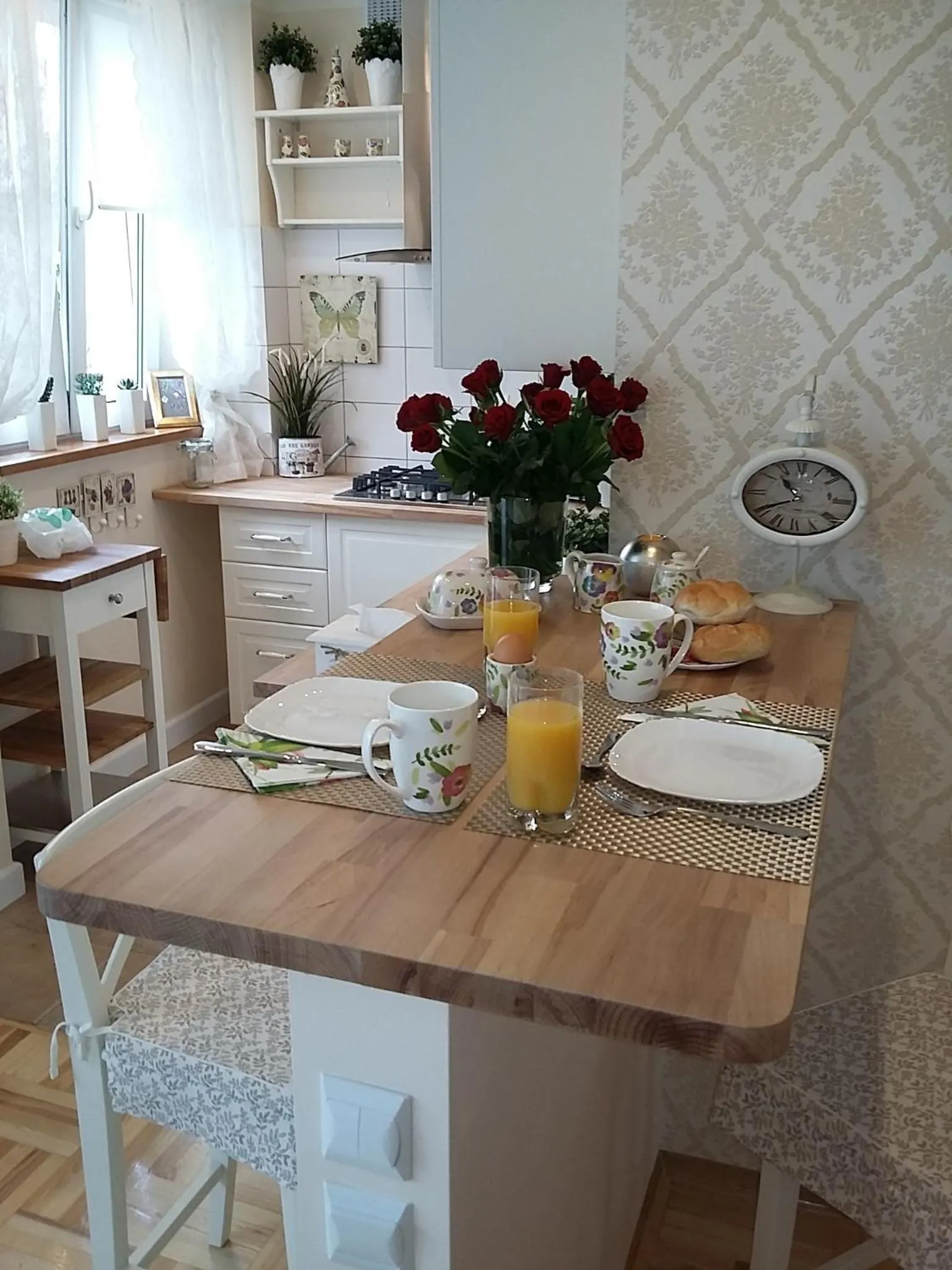 Breakfast in Warsaw Kredytowa Apartment
