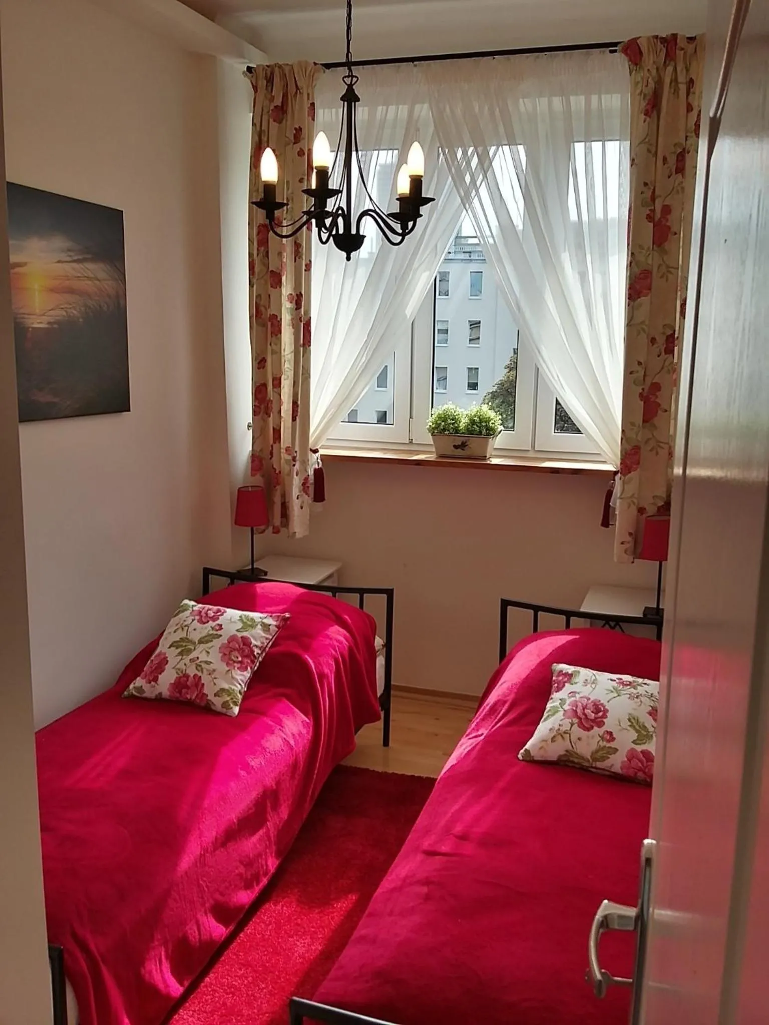 Day, Bed in Warsaw Kredytowa Apartment
