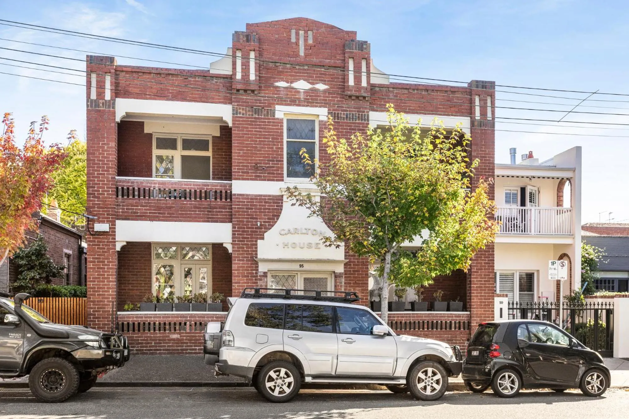 Property building in Simpson Street Apartments by Urban Rest