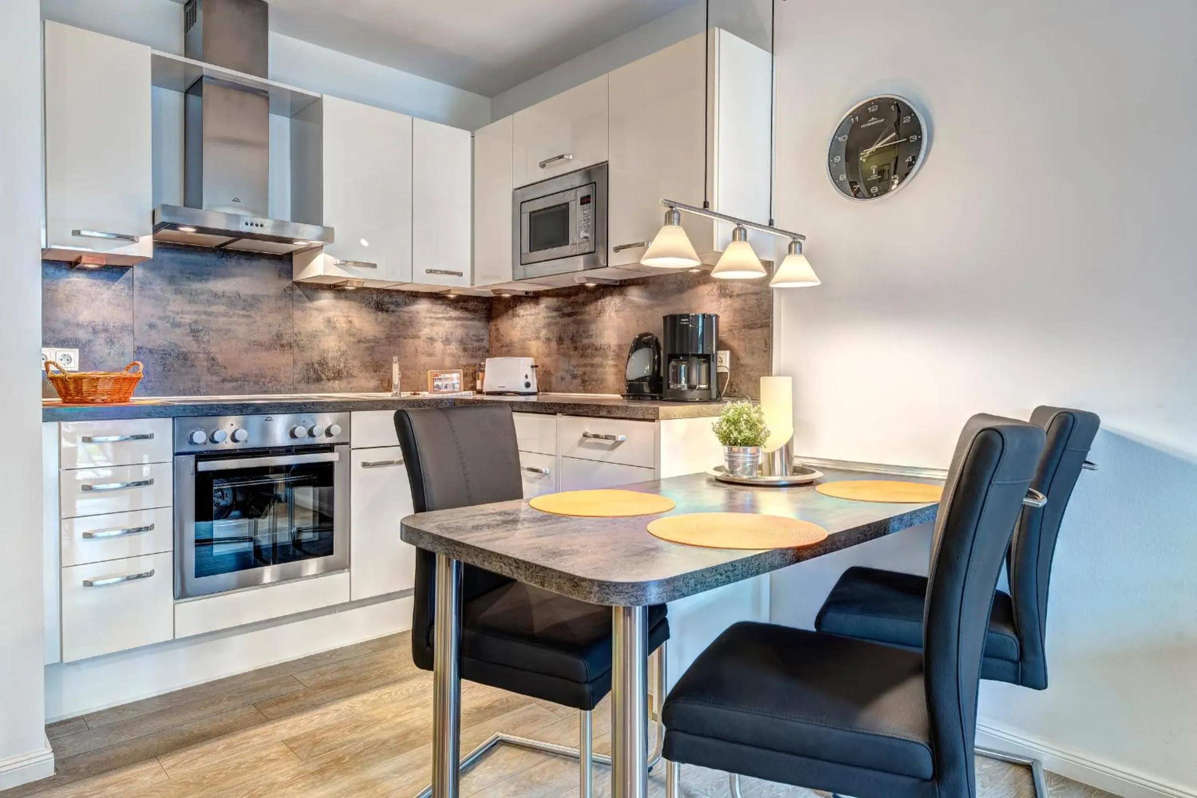 Kitchen or kitchenette in Residenz am Balmer See - BS 10 mit Wellnessbereich