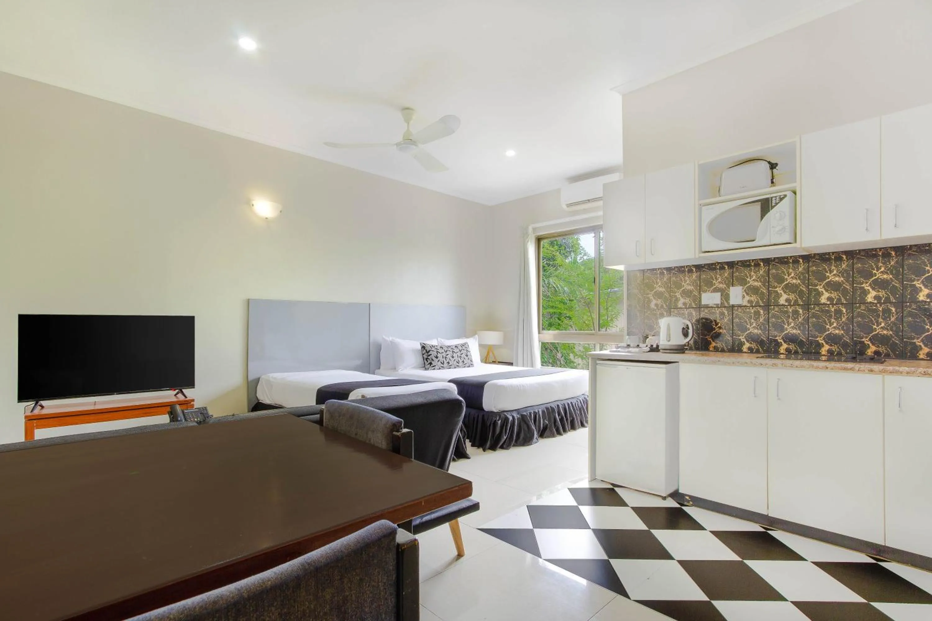 Family Studio in Citi Serviced Apartments - Lagatoi Place