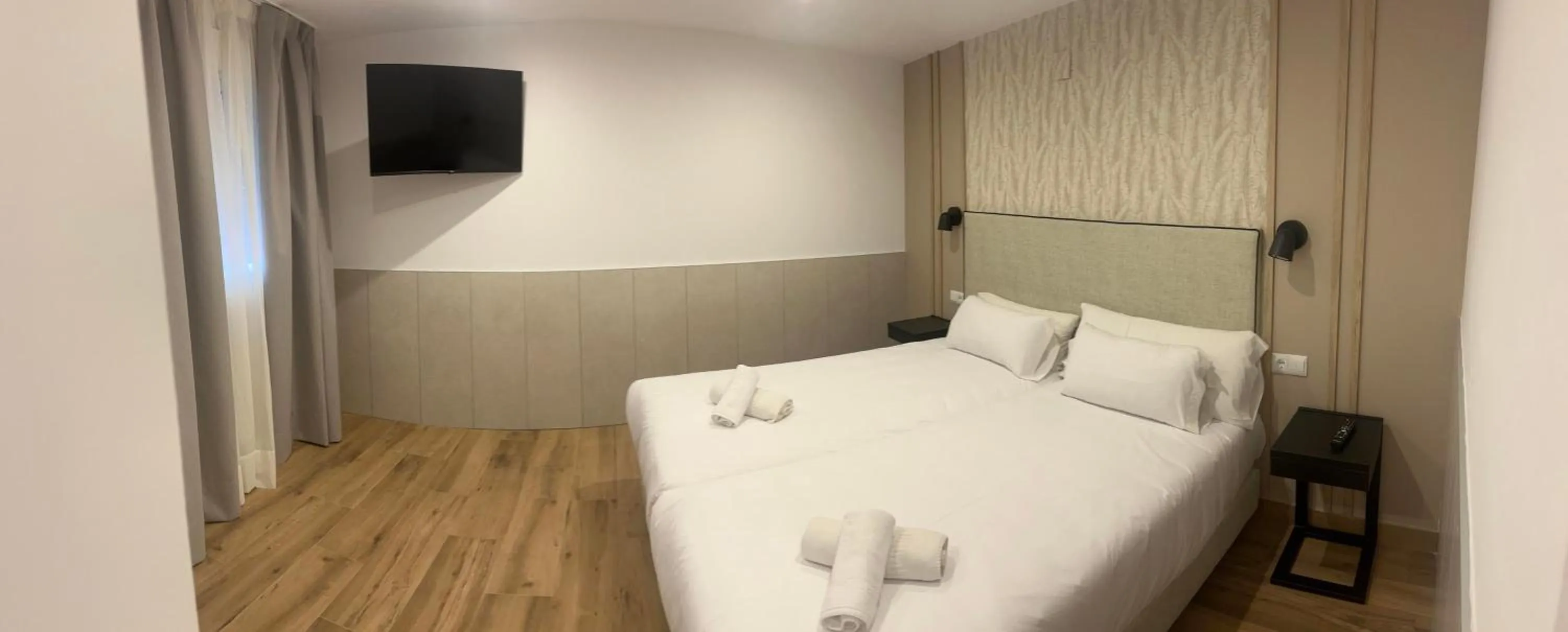 Bed in Hotel Zen Airport