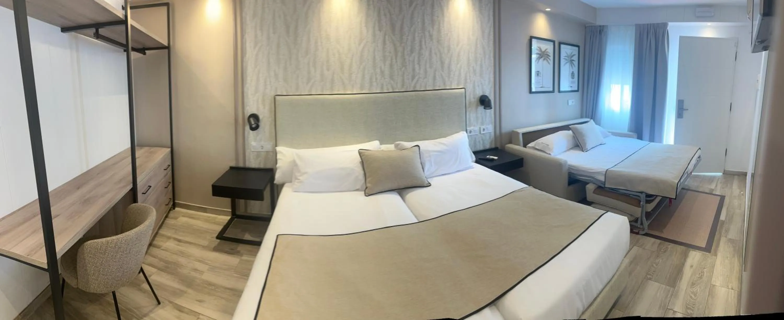 Photo of the whole room, Bed in Hotel Zen Airport