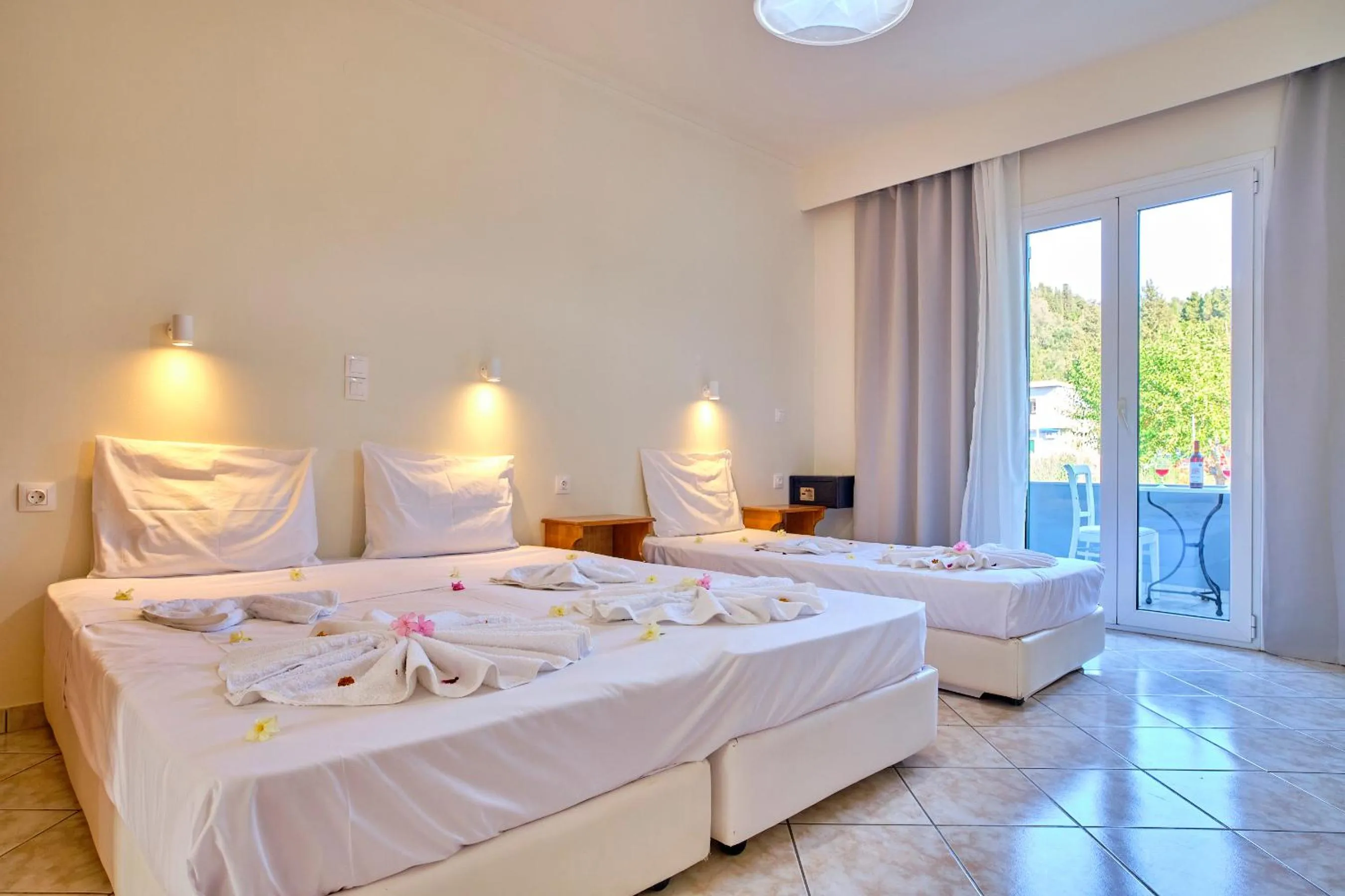 Bed in Sidari Green Oasis by Estia